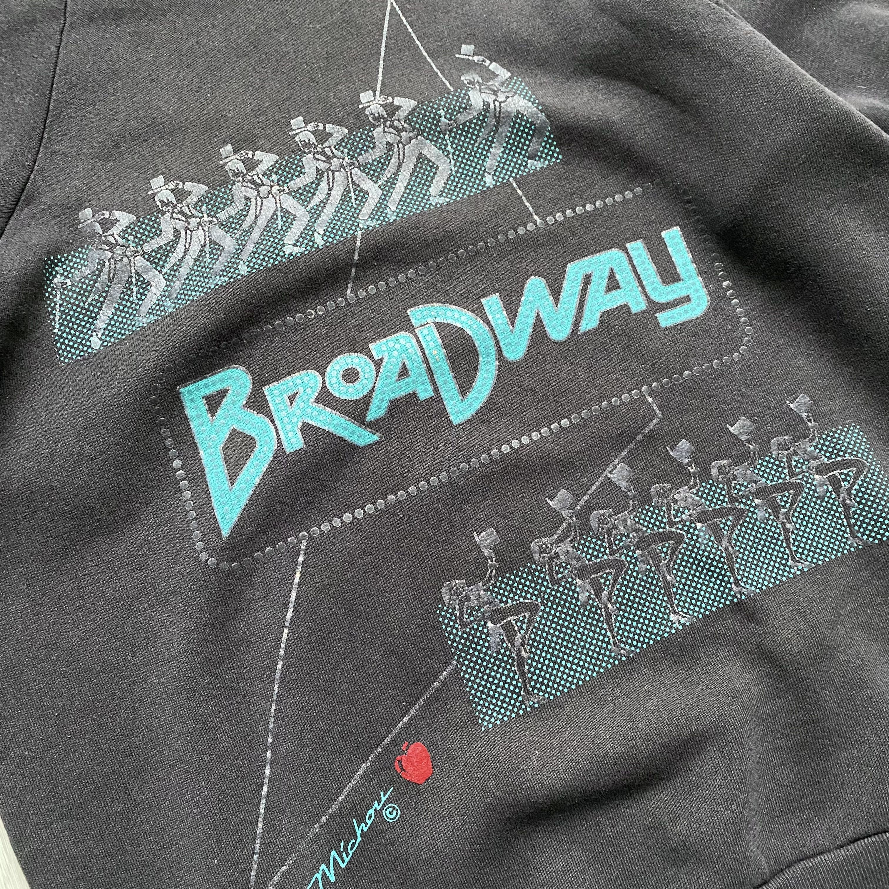 I Love NY 💃🏻 Vintage 90s Faded NEW York Broadway sweatshirt Size US M / EU 48-50 / 2 - 7 Thumbnail