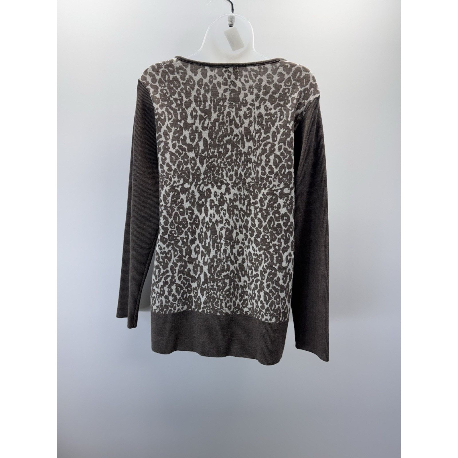Chicos Chico's Womens Taupe Leopard Zip Pocket Sweater Size 2/L Size L / US 10 / IT 46 - 2 Thumbnail