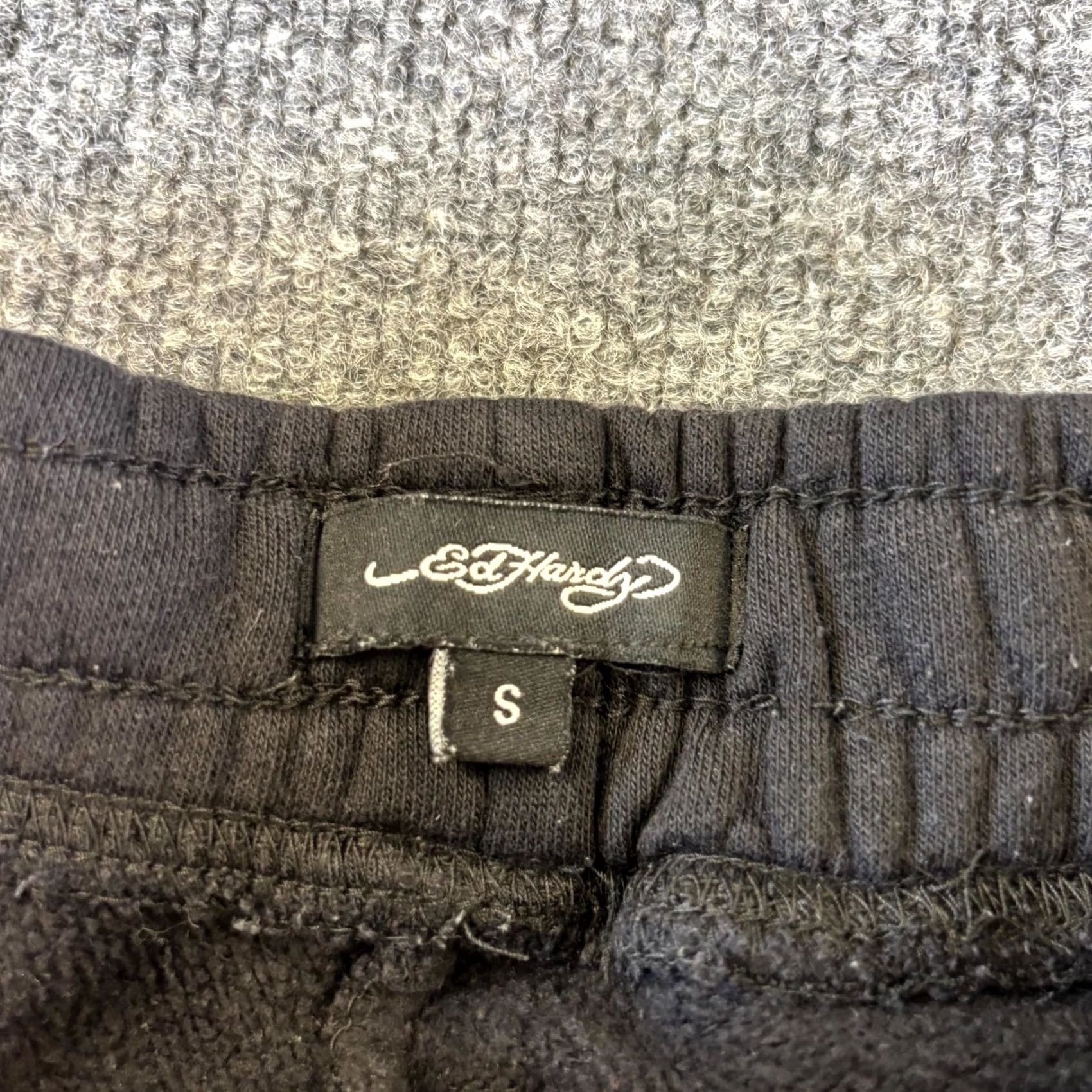 Ed Hardy VINTAGE Ed Hardy SweatPants Womens Small Black Graphic Fleece Drawstring Wide Leg Size 28" / US 6 / IT 42 - 6 Thumbnail