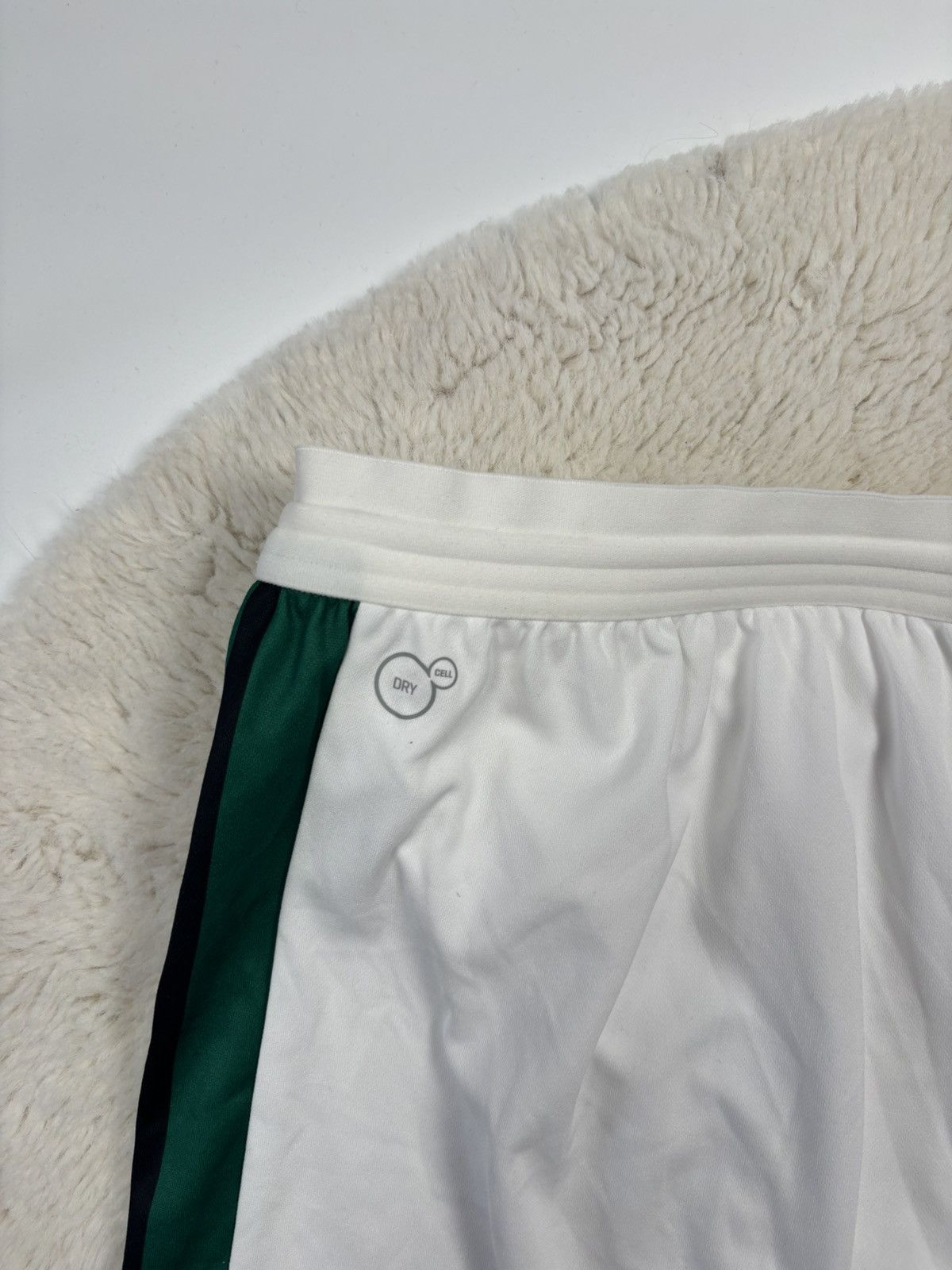 Puma Puma FC Borussia Monchengladbach 18/19 Soccer Shorts Size US 38 / EU 54 - 8 Thumbnail