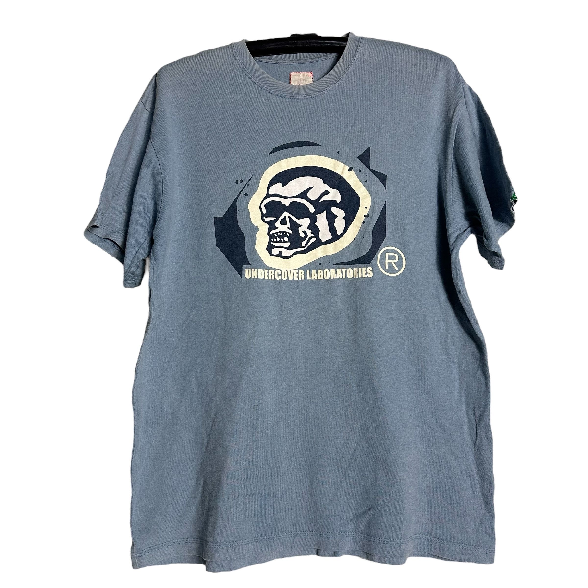 Undercover 🔥RARE🔥Vintage Undercover Laboratories Skulls T-shirt Size US L / EU 52-54 / 3 - 1 Thumbnail