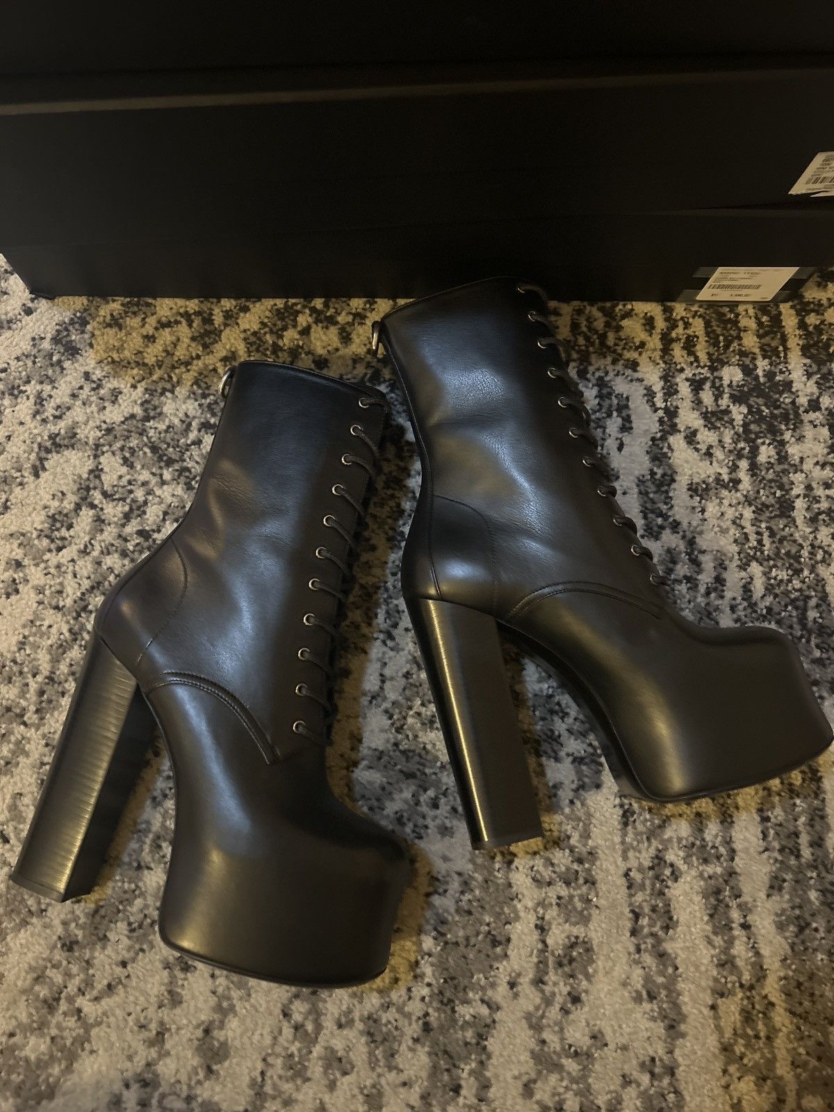 Saint Laurent Paris Saint Laurent Cherry Lace-up Platform Bootie size 39 Size US 9 / IT 39 - 13 Thumbnail