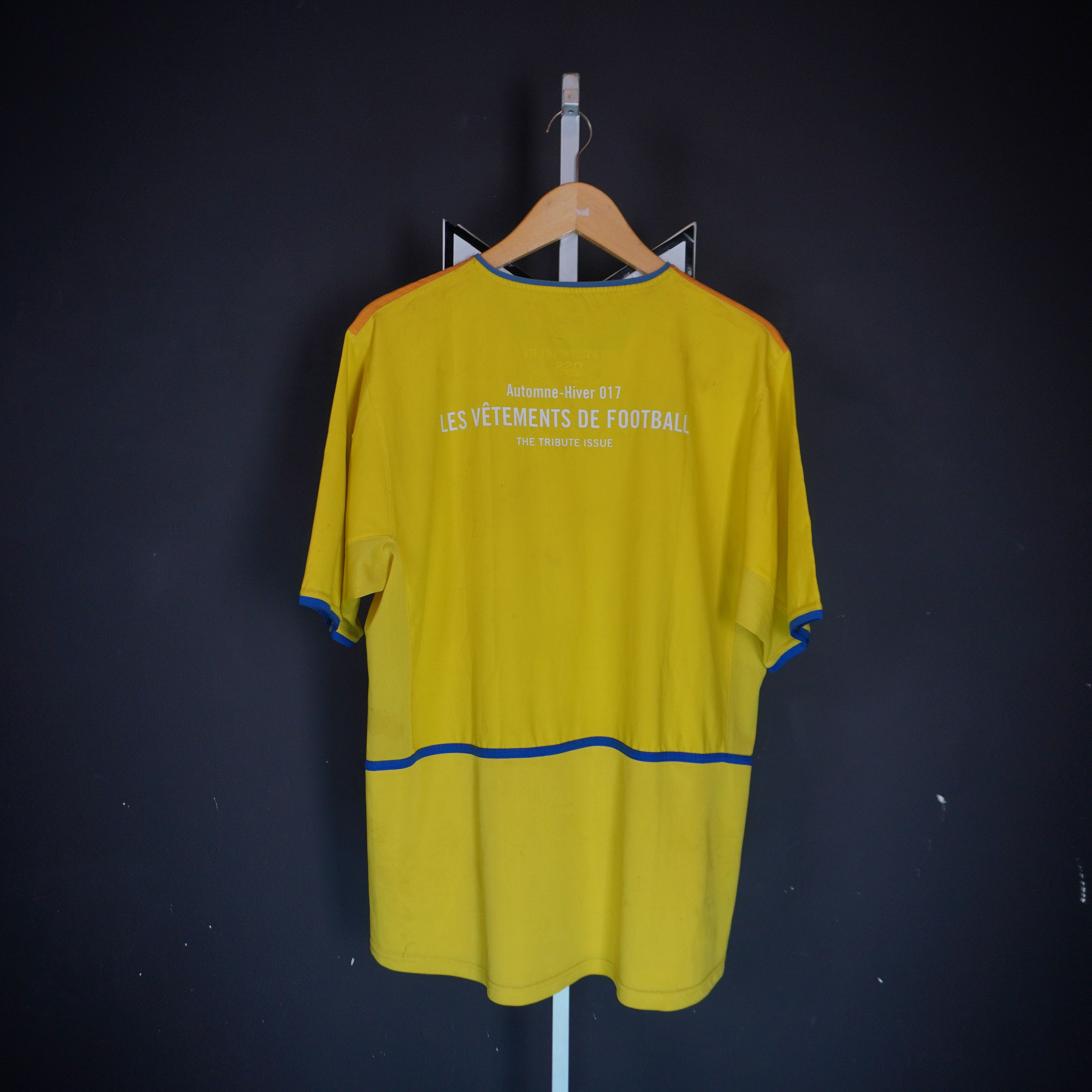 Nike Jersey Leeds United 2002/2003 X Vetements Tribute Issue Size US L / EU 52-54 / 3 - 5 Thumbnail