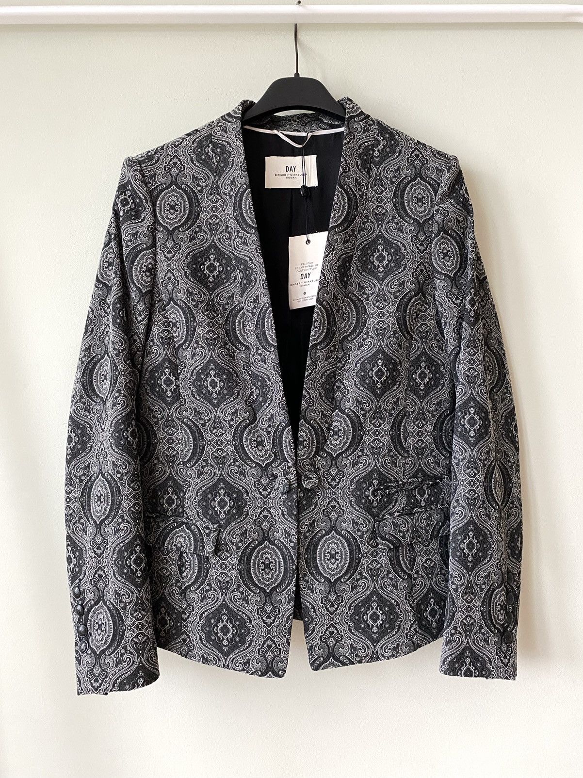 image of Day Birger Et Mikkelsen Day Gilded Blazer NWT in Grey, Women's (Size Small)