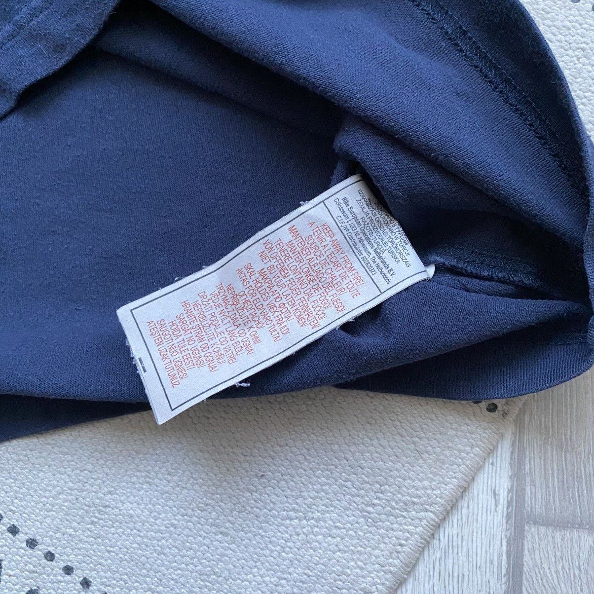 Nike Bundle Vintage 90s Nike boxy cropp sweatshirt x T-shirt Y2K Size US L / EU 52-54 / 3 - 20 Thumbnail