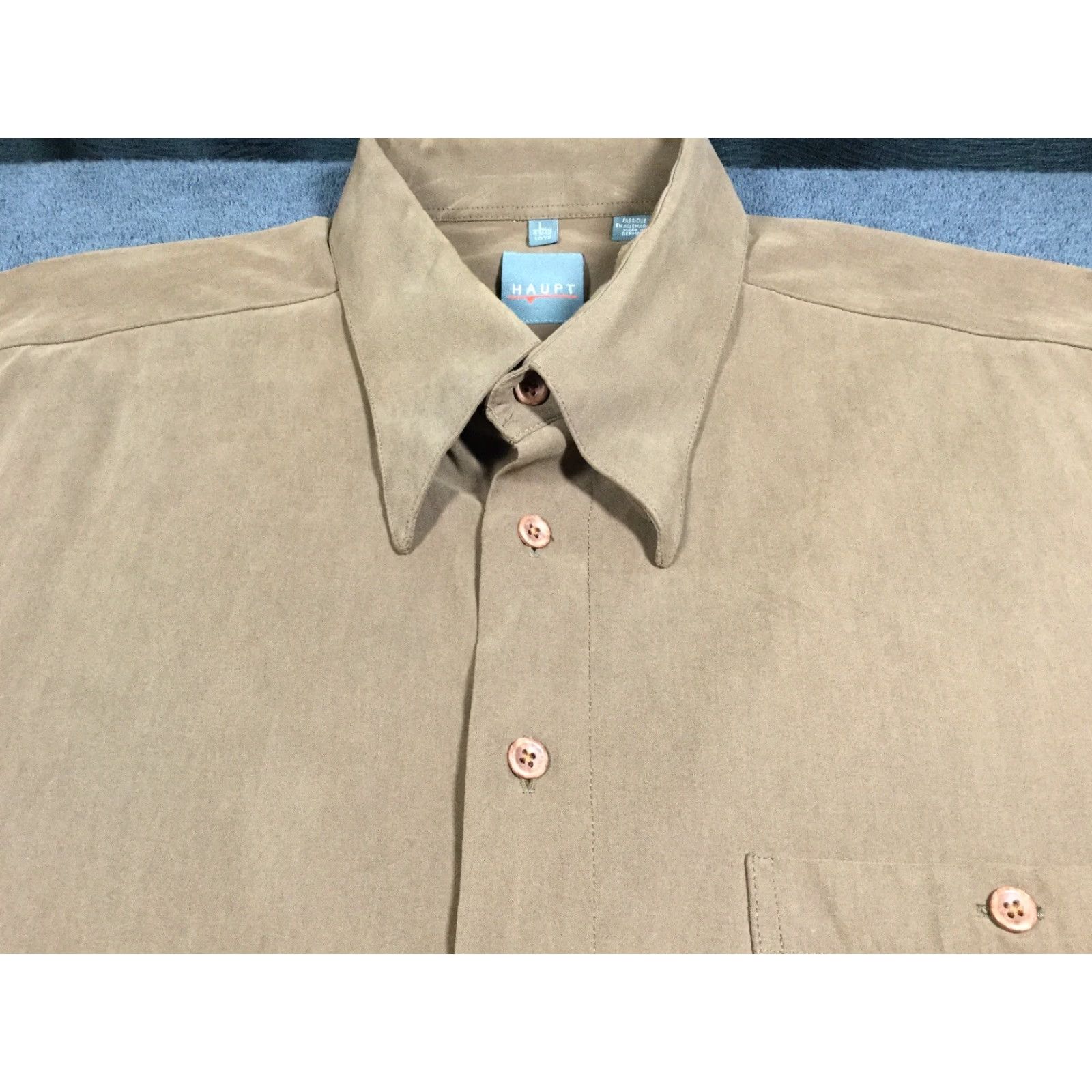 Vintage Haupt Large 41/42 Button Down Brown 16.5 16.5 Button-Front Polyester Men Regular Long Sleeve Point Collar brown Button-Up | 23” armpit to armpit Size US L / EU 52-54 / 3 - 3 Thumbnail