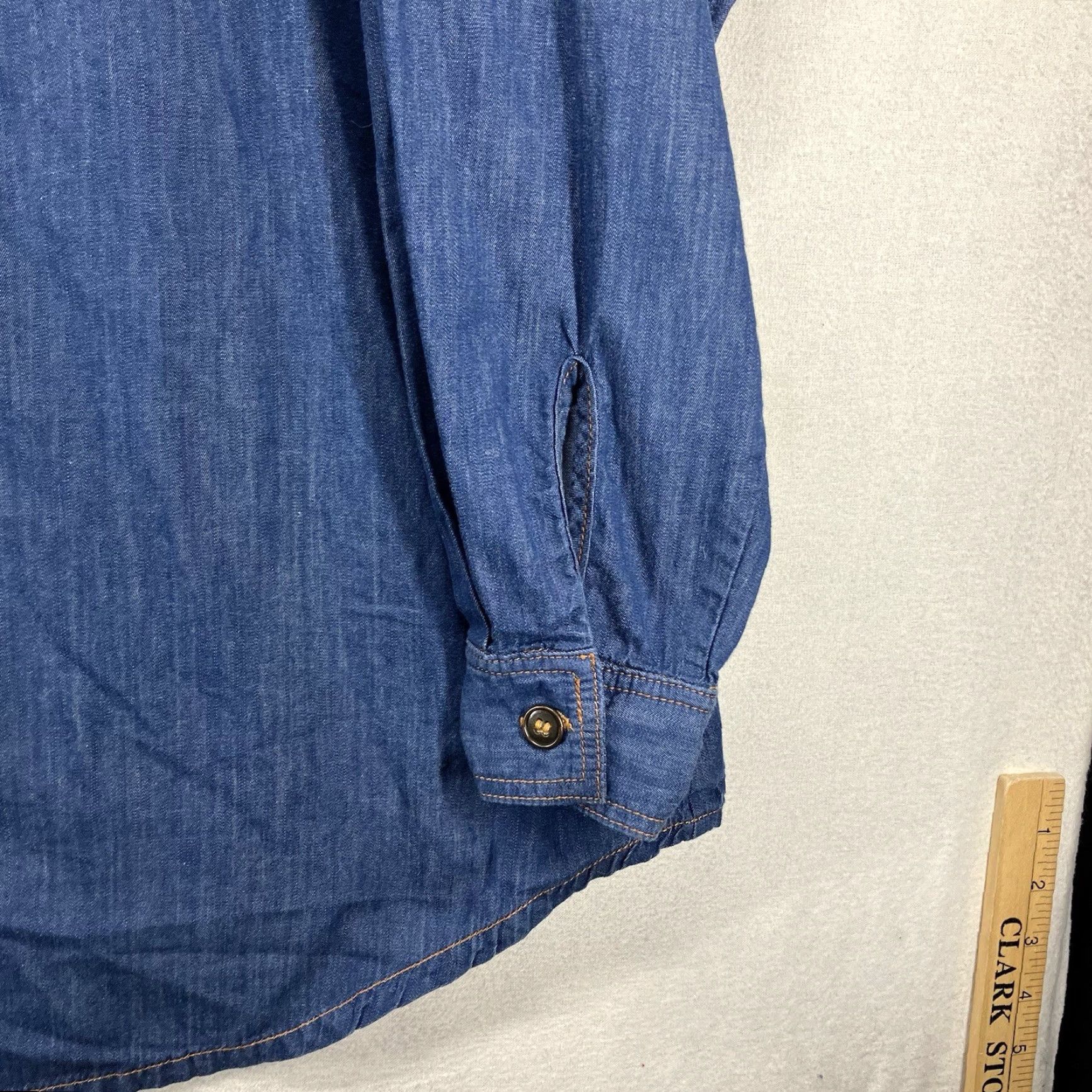 Vintage VINTAGE Women's Plus Size 1X Cotton Button-Up Shirt Flannel Long Sleeve All Seasons Indigo Chambray Bohemian Summer Fall Winter Size XL / US 12-14 / IT 48-50 - 6 Thumbnail