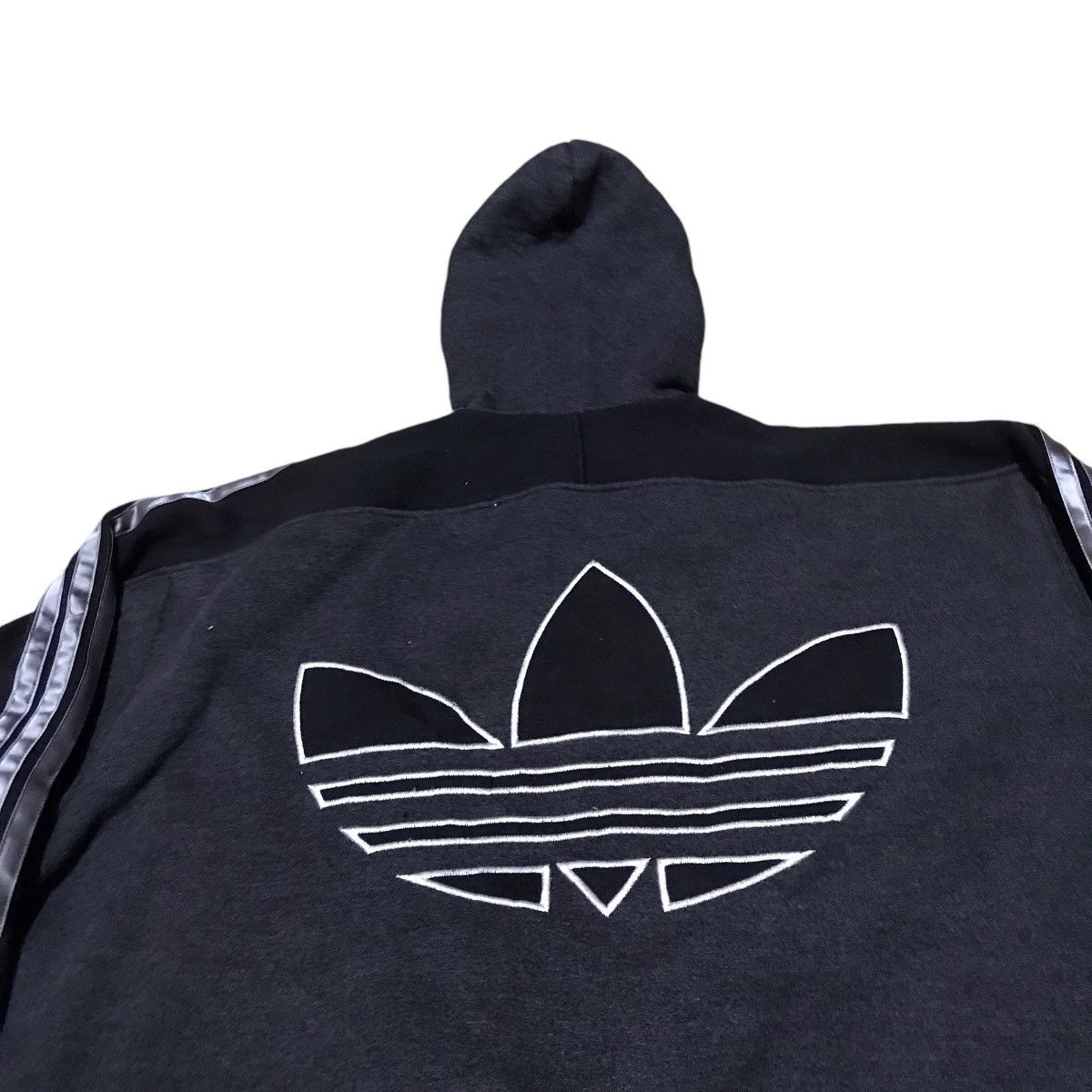 Adidas × Vintage VINTAGE 90s ADIDAS BIG LOGO THREE STRIPED HOODIE Size US L / EU 52-54 / 3 - 7 Thumbnail