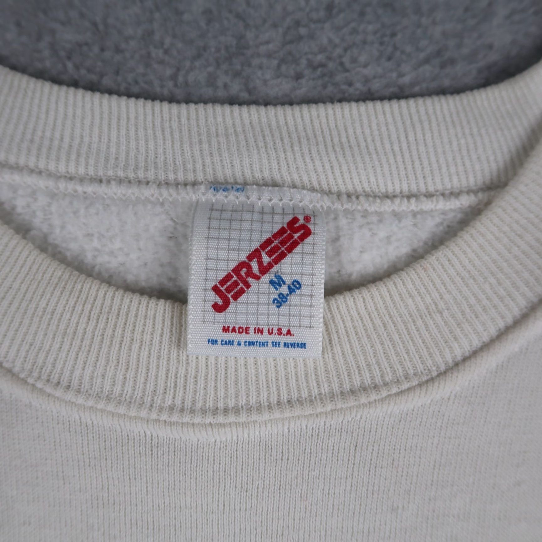 Jerzees VINTAGE Disney Goofy Twix Sweatshirt Mens M White 80s Graphic Print Crew Neck Pullover USA Made Jerzees Size US M / EU 48-50 / 2 - 4 Thumbnail