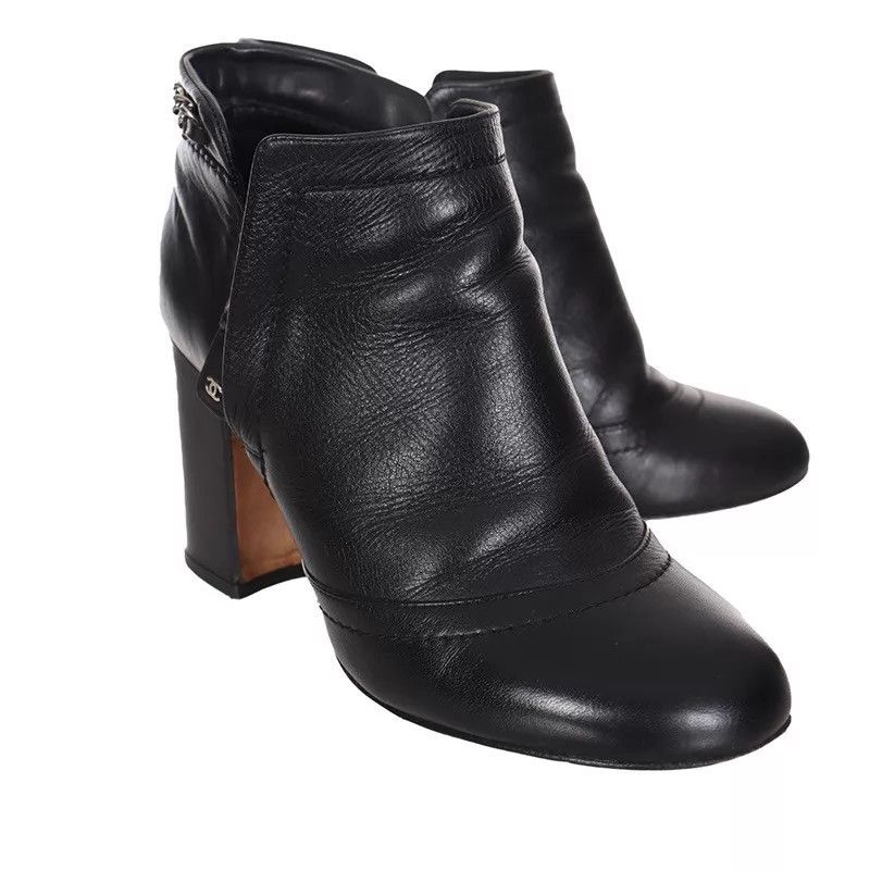 Chanel Chanel Boots Size 36 Size US 5.5 / IT 35.5 - 1 Thumbnail