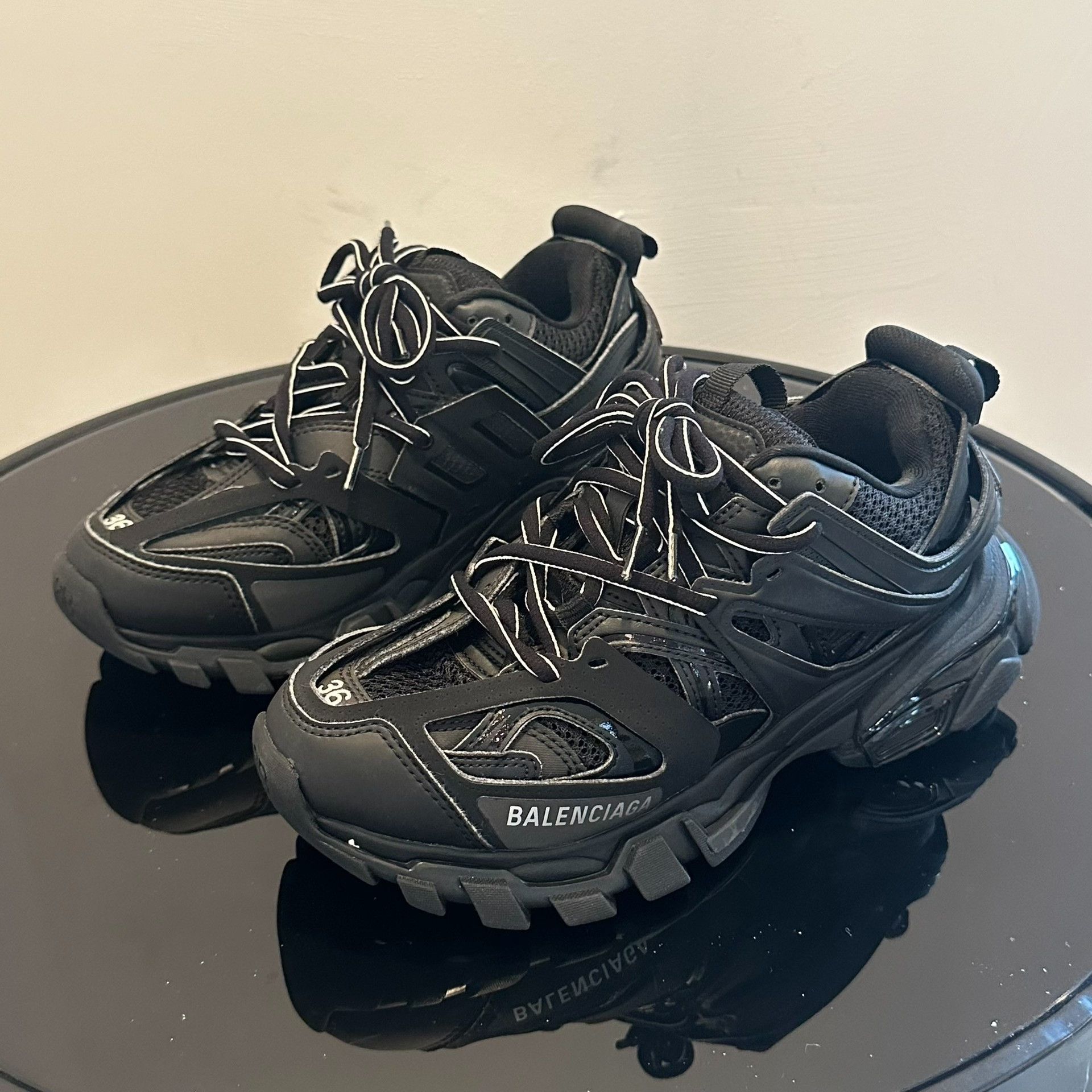 Balenciaga balenciaga track 1.0 black low-top sneakers Size US 6 / IT 36 - 1 Thumbnail