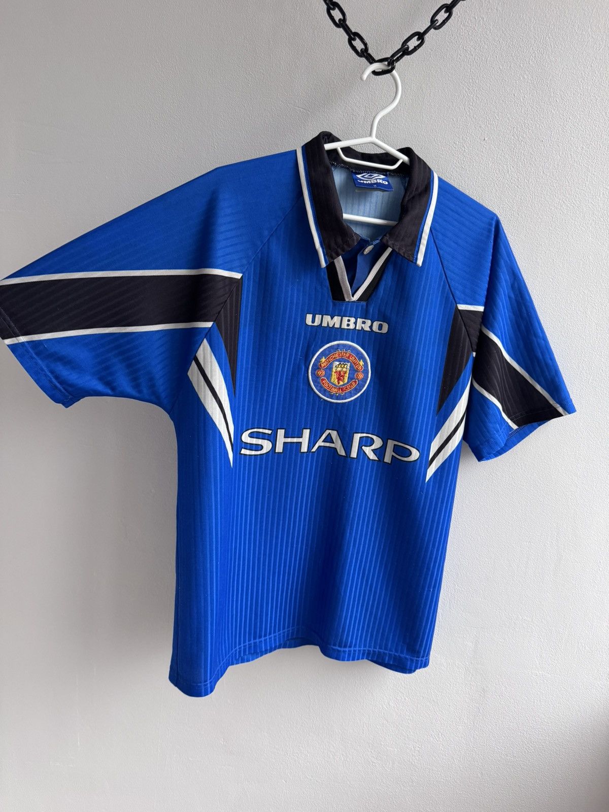 Umbro MANCHESTER UNITED 1996 1997 THIRD SHIRT FOOTBALL SOCCER Size US M / EU 48-50 / 2 - 3 Thumbnail
