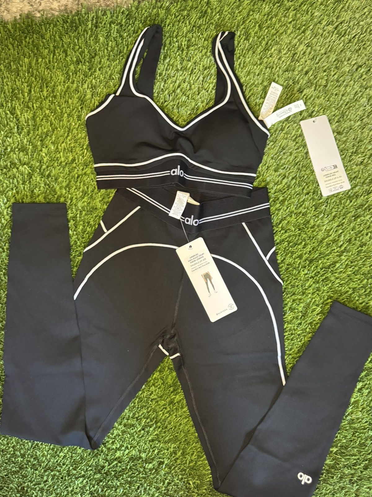 Other Bra & legging set Size XS / US 0-2 / IT 36-38 - 1 Thumbnail