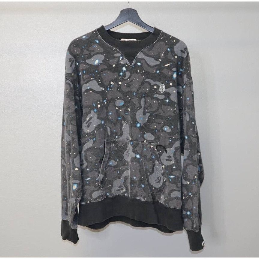 Vintage BAPE Space Camo Sweatshirt A Bathing Ape Size XL Size US XL / EU 56 / 4 - 4 Thumbnail