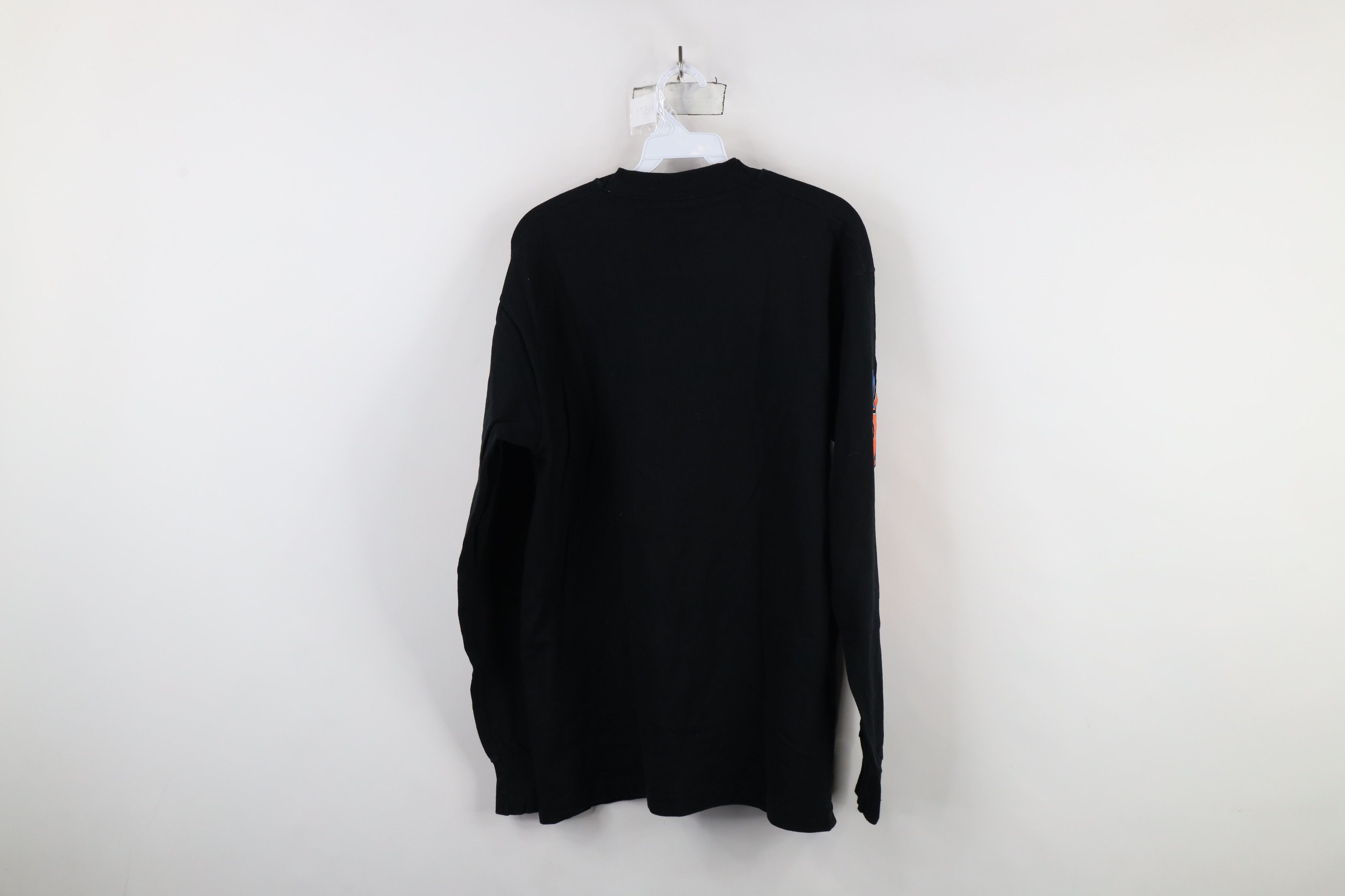 Vintage Vintage 90s Looney Tunes Football Long Sleeve T-Shirt USA Size US M / EU 48-50 / 2 - 10 Thumbnail