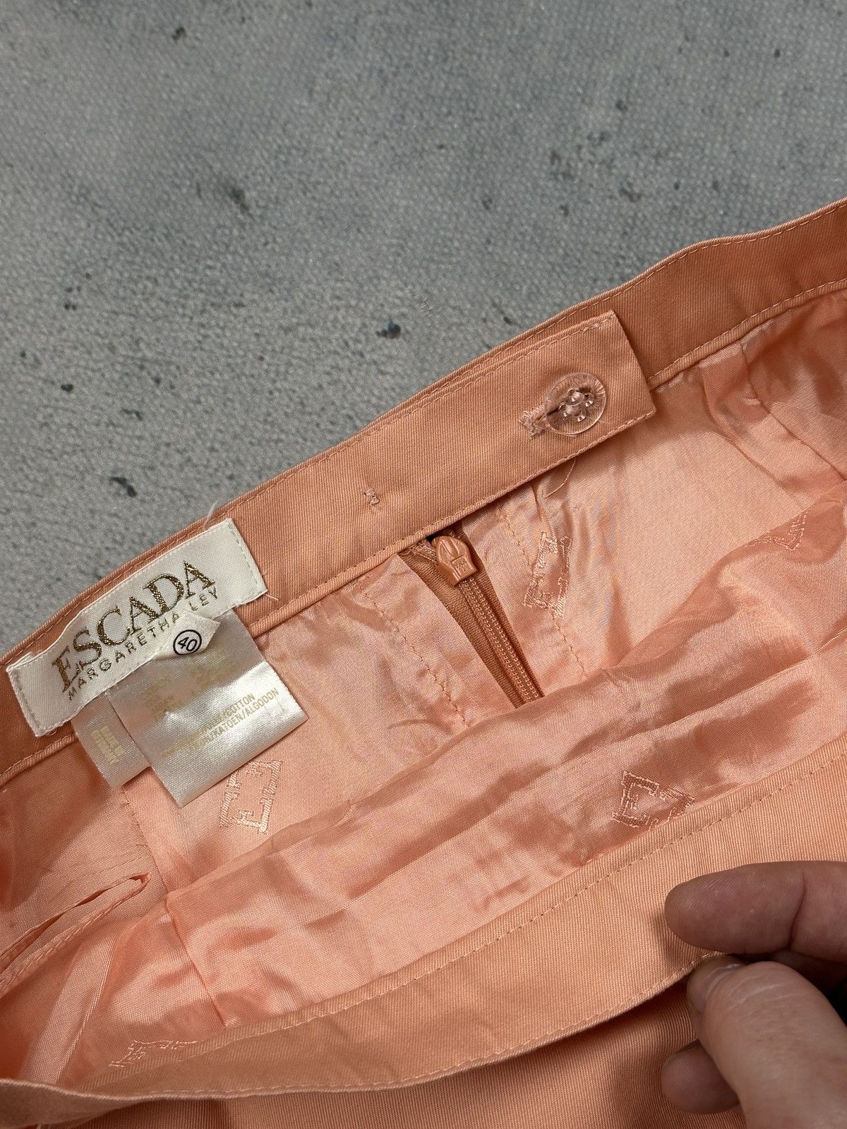 Escada Vintage Escada Peach Cotton Pencil Skirt Margaretha Ley Rare Size 28" / US 6 / IT 42 - 9 Thumbnail
