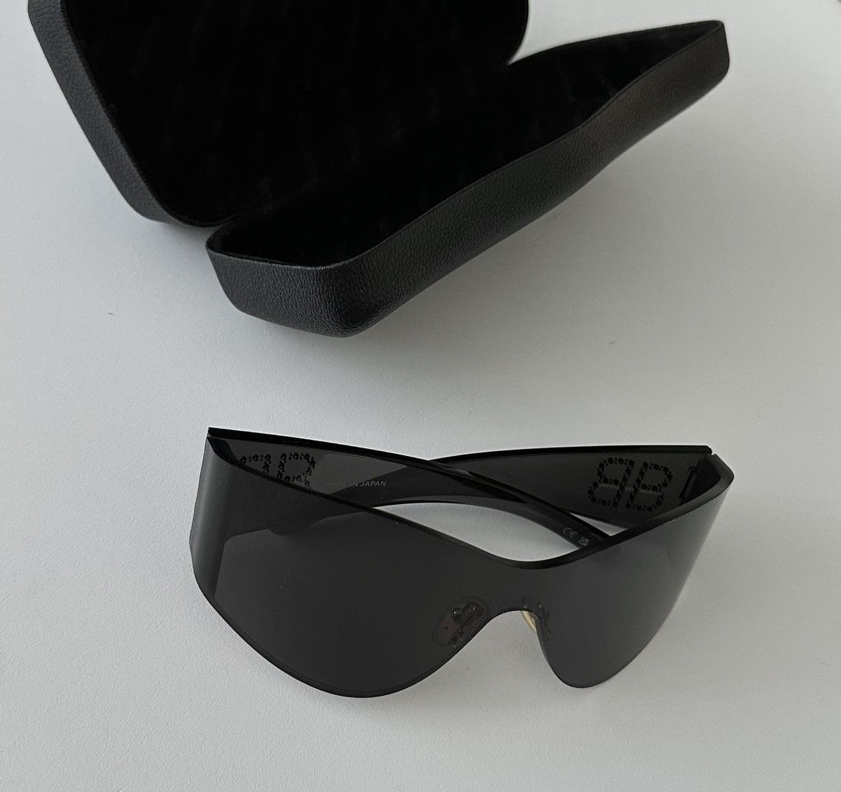 Balenciaga Balenciaga black shield BB mask sunglasses Size ONE SIZE - 4 Thumbnail