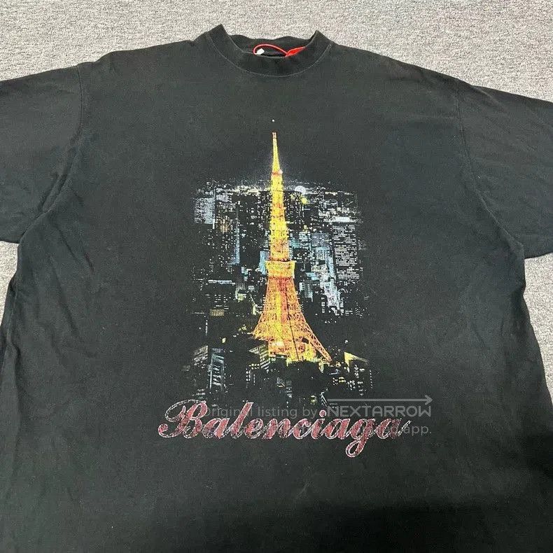 Balenciaga Balenciaga Tokyo Limited Eiffel Tower Tee. Size US M / EU 48-50 / 2 - 4 Thumbnail