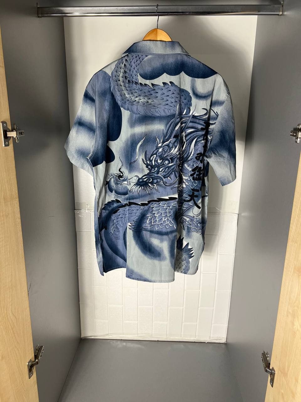 Vintage VERY RARE JAPANESE DRAGONS DESIGNER HAWAII SHIRT RETRO Y2K Size US XL / EU 56 / 4 - 7 Thumbnail