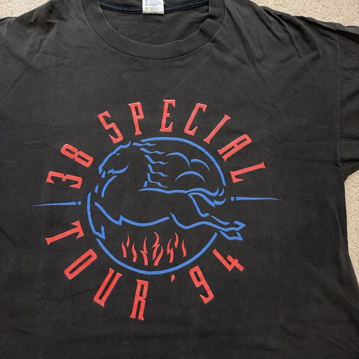 Vintage 38 Special Tee Shirt Concert Tour Band Music Gun XL Size US XL / EU 56 / 4 - 2 Thumbnail