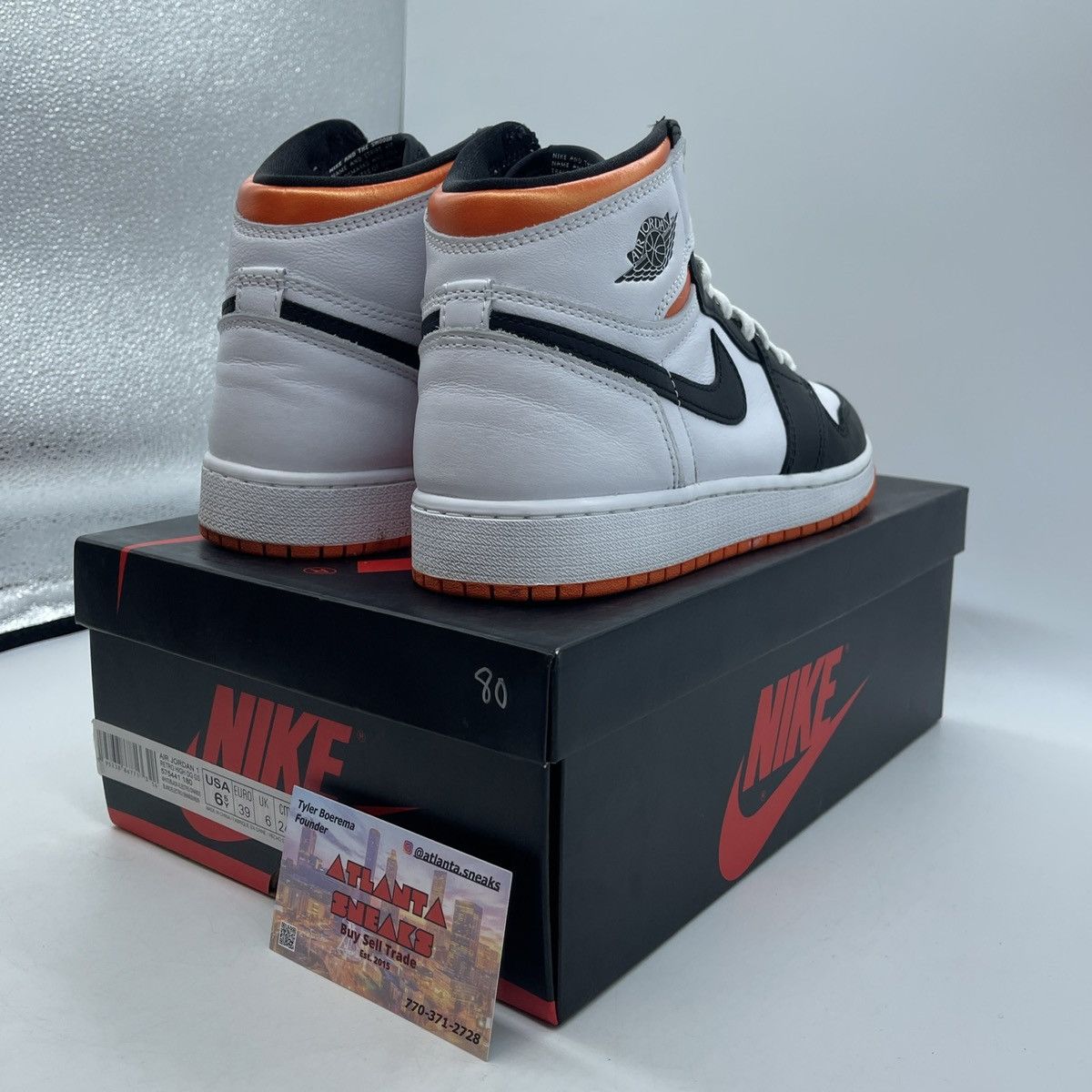 Jordan Brand Air Jordan 1 high electric orange Size US 6.5 / EU 39-40 - 5 Thumbnail