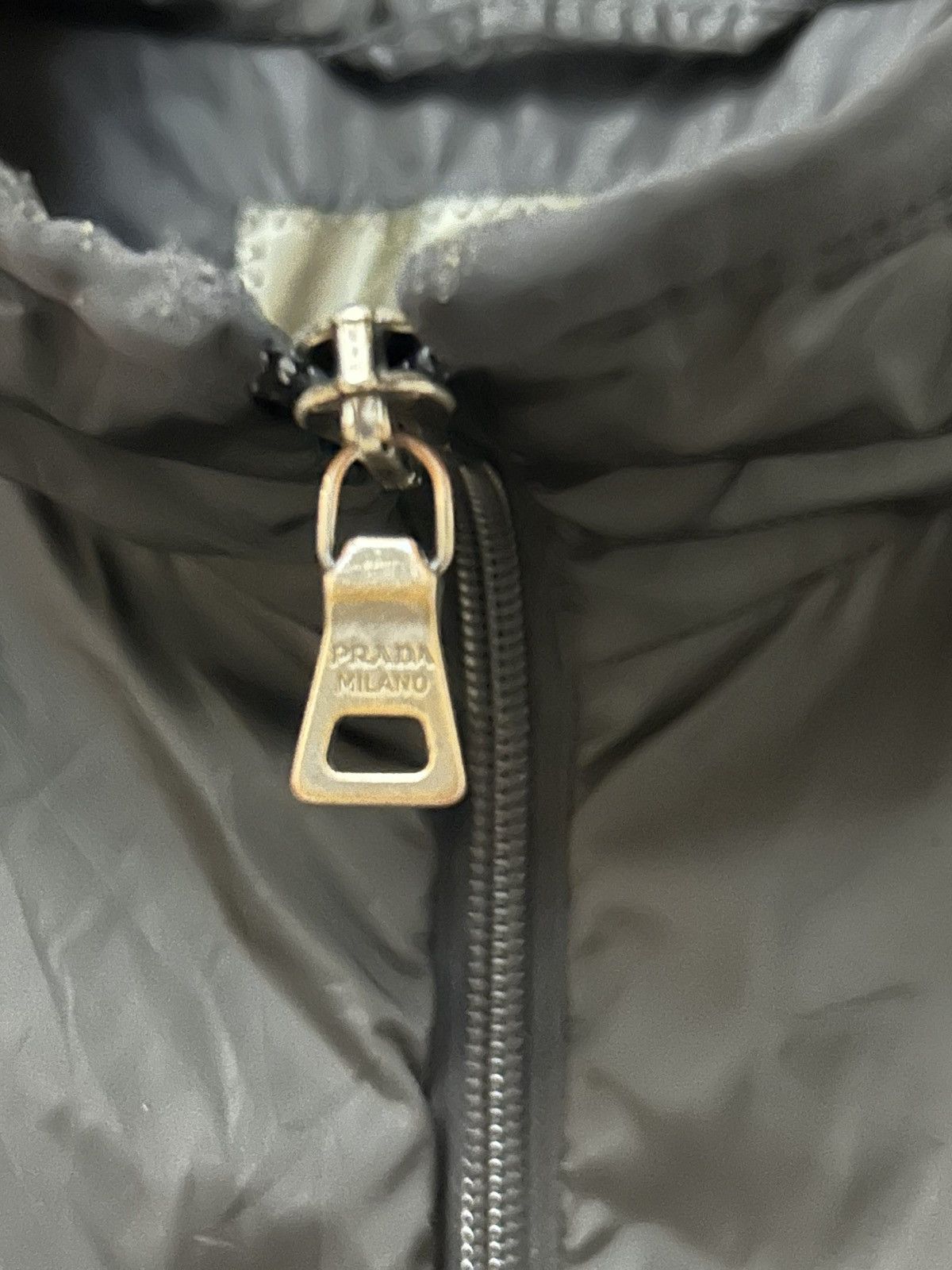 Prada Vintage Prada puffer jacket Size US L / EU 52-54 / 3 - 3 Thumbnail