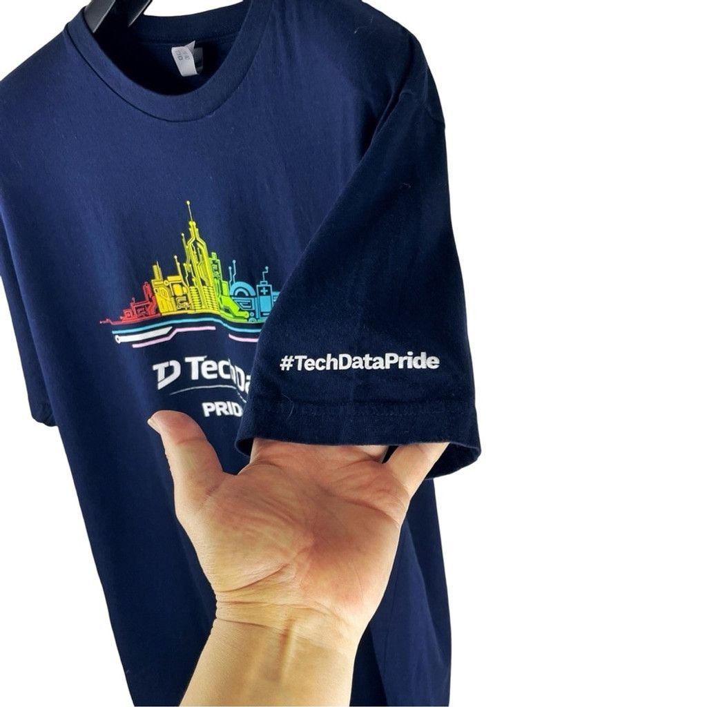 Next Level Apparel NEXT LEVEL D TECH DATA COMPANY Men's Navy Graphic T-shirt XL Size US XL / EU 56 / 4 - 1 Thumbnail