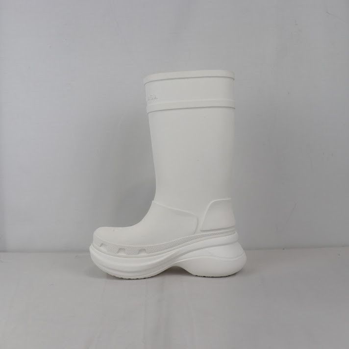 Balenciaga × Crocs o1rshd1 Rubber Croc Boots in White Size US 6 / IT 36 - 3 Thumbnail