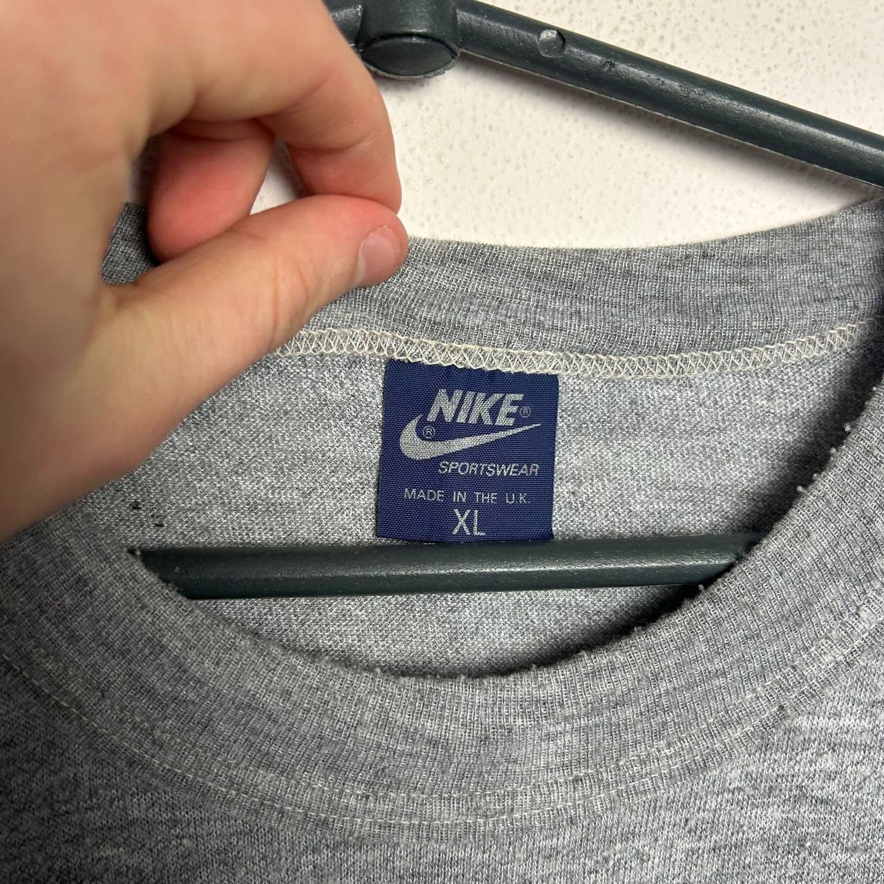 Nike Vintage Nike Big logo 90s Made In U.K. basic tee Size US XL / EU 56 / 4 - 5 Thumbnail