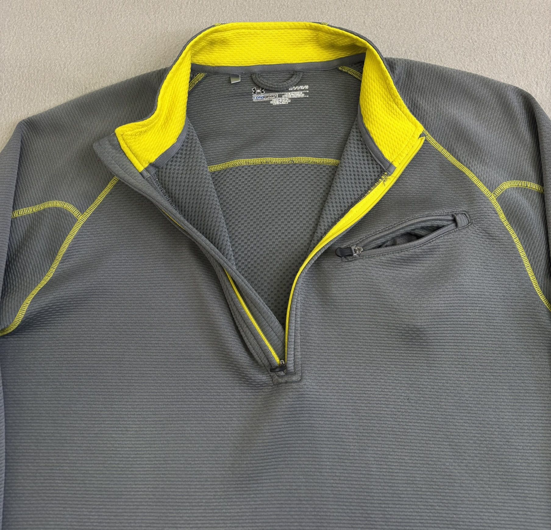 Under Armour Under Armor ColdGear sweatshirt 1/4 zip size. L Size US L / EU 52-54 / 3 - 6 Thumbnail