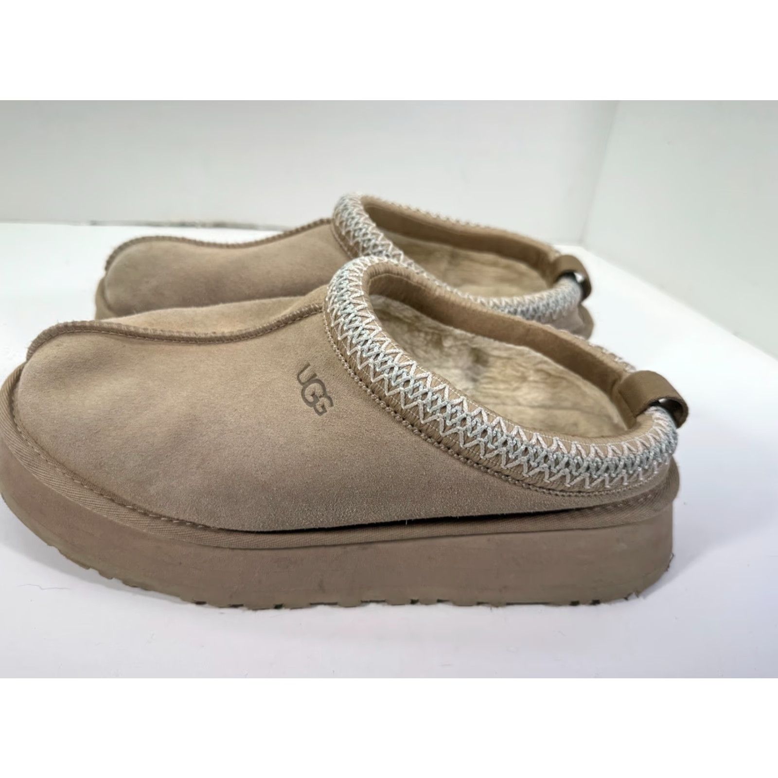 Ugg **UGG Tazz II Brown Tan Clog Platform Slippers Comfort Women's US 10** User: UGG Tazz II Brown Tan Clog Platform Slippers Comfort Women's US 10 Size US 8 / IT 38 - 7 Thumbnail