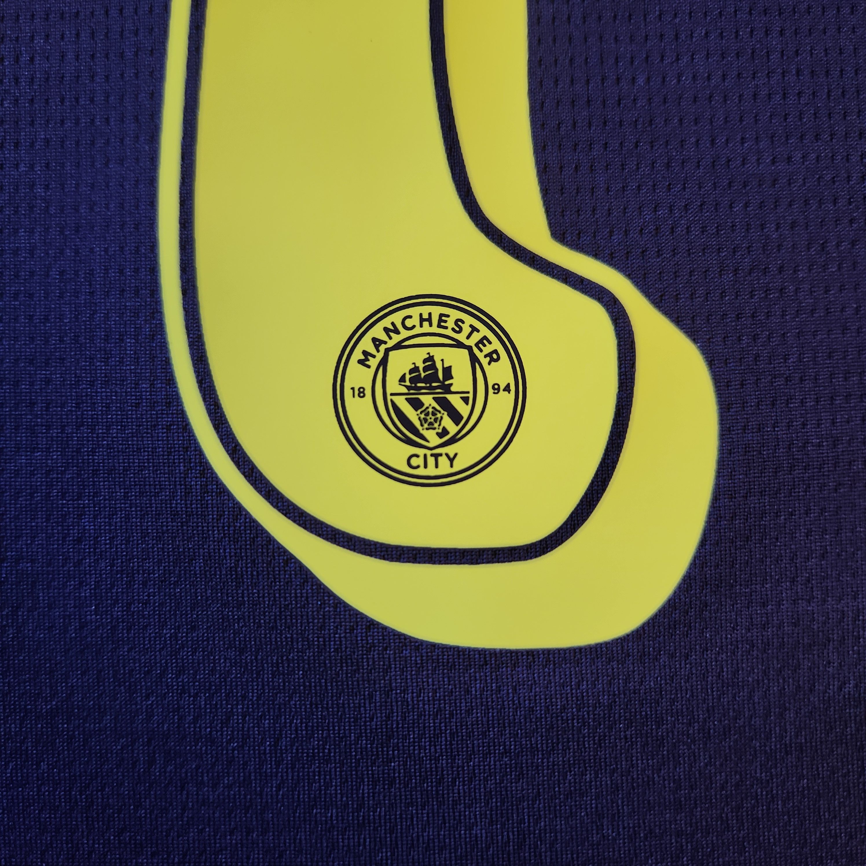 Puma Authentic Manchester City FODEN 2024-2025 24/25 Away Carabao Size US M / EU 48-50 / 2 - 6 Thumbnail