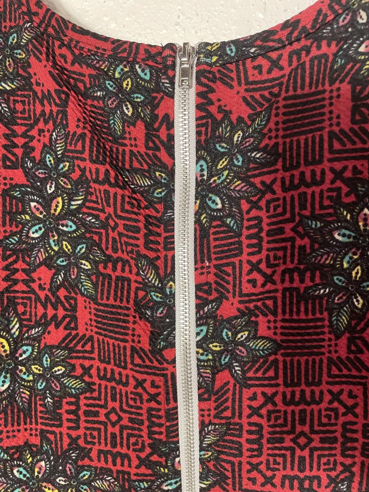 Other LuLaRoe Dress Women's Sz Large Burgundy Red Floral Zip Back Size L / US 10 / IT 46 - 7 Thumbnail