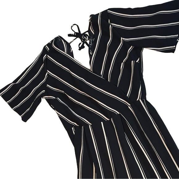 Custom FRANCESCA’S TRIXXI black white Striped one piece Jumpsuit w