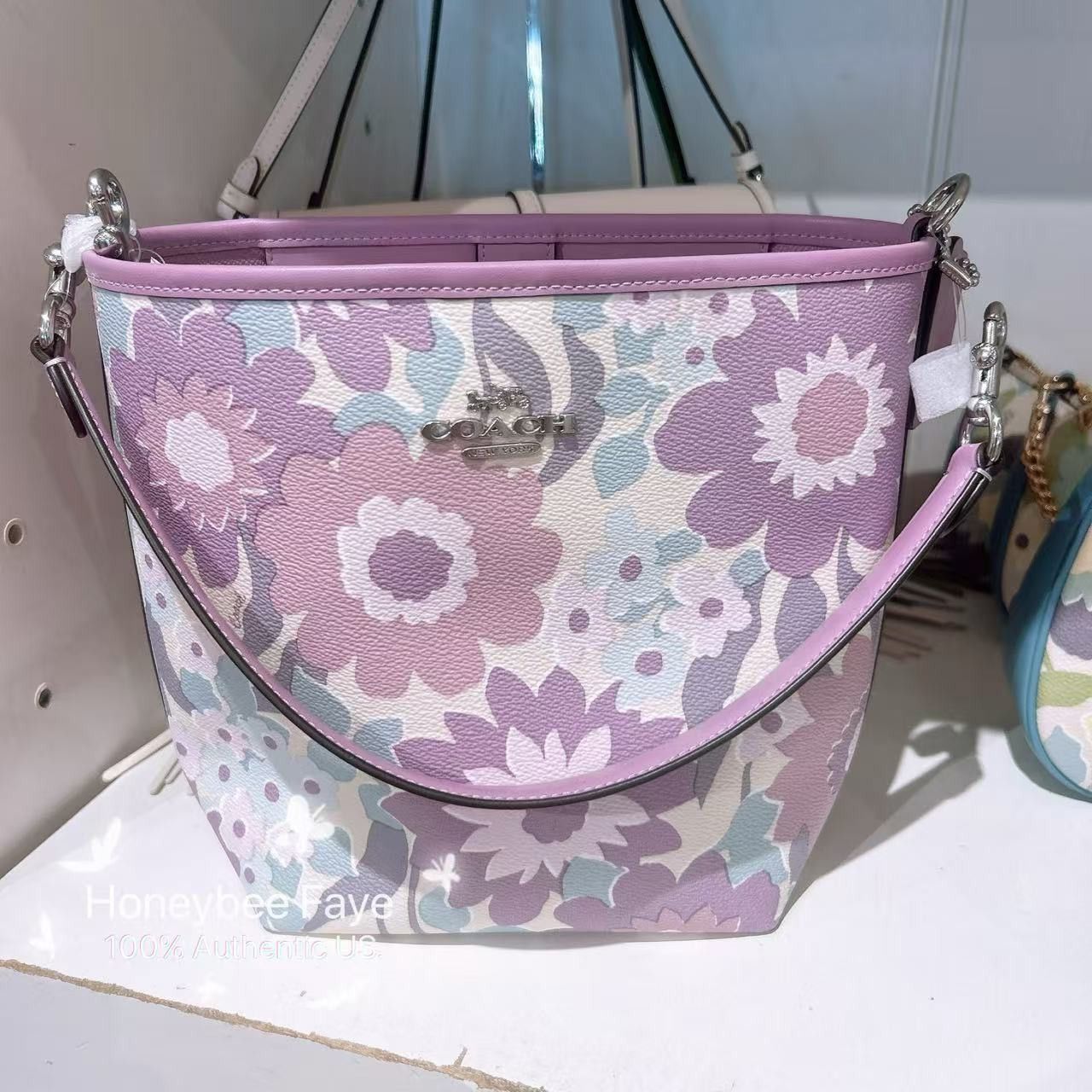 Coach NWT Coach City Bucket Bag With Floral Print CBG77 Size ONE SIZE - 4 Thumbnail