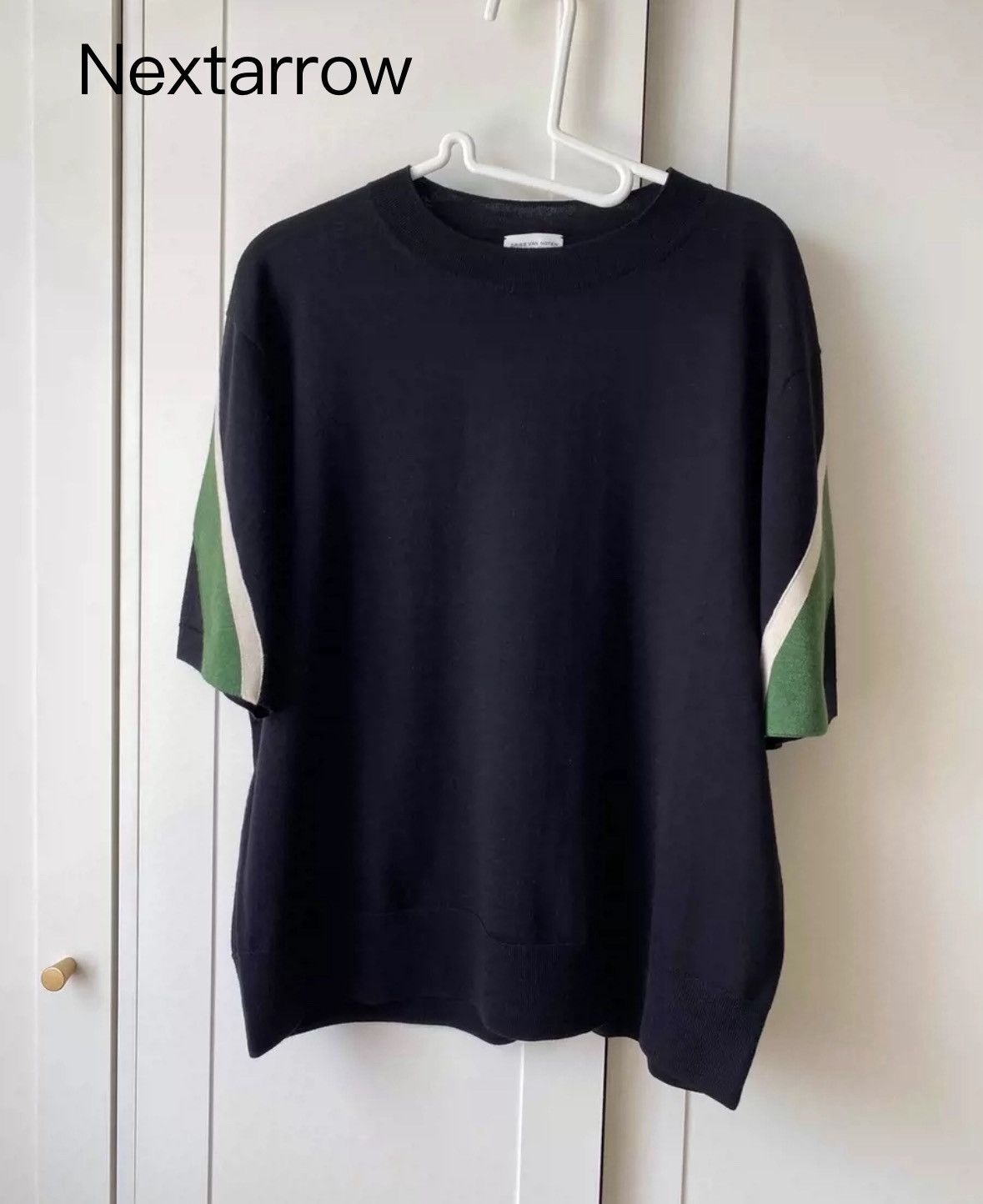 Dries Van Noten Dries van noten Black half sleeve 2412-Nextarrow Size US S / EU 44-46 / 1 - 1 Thumbnail
