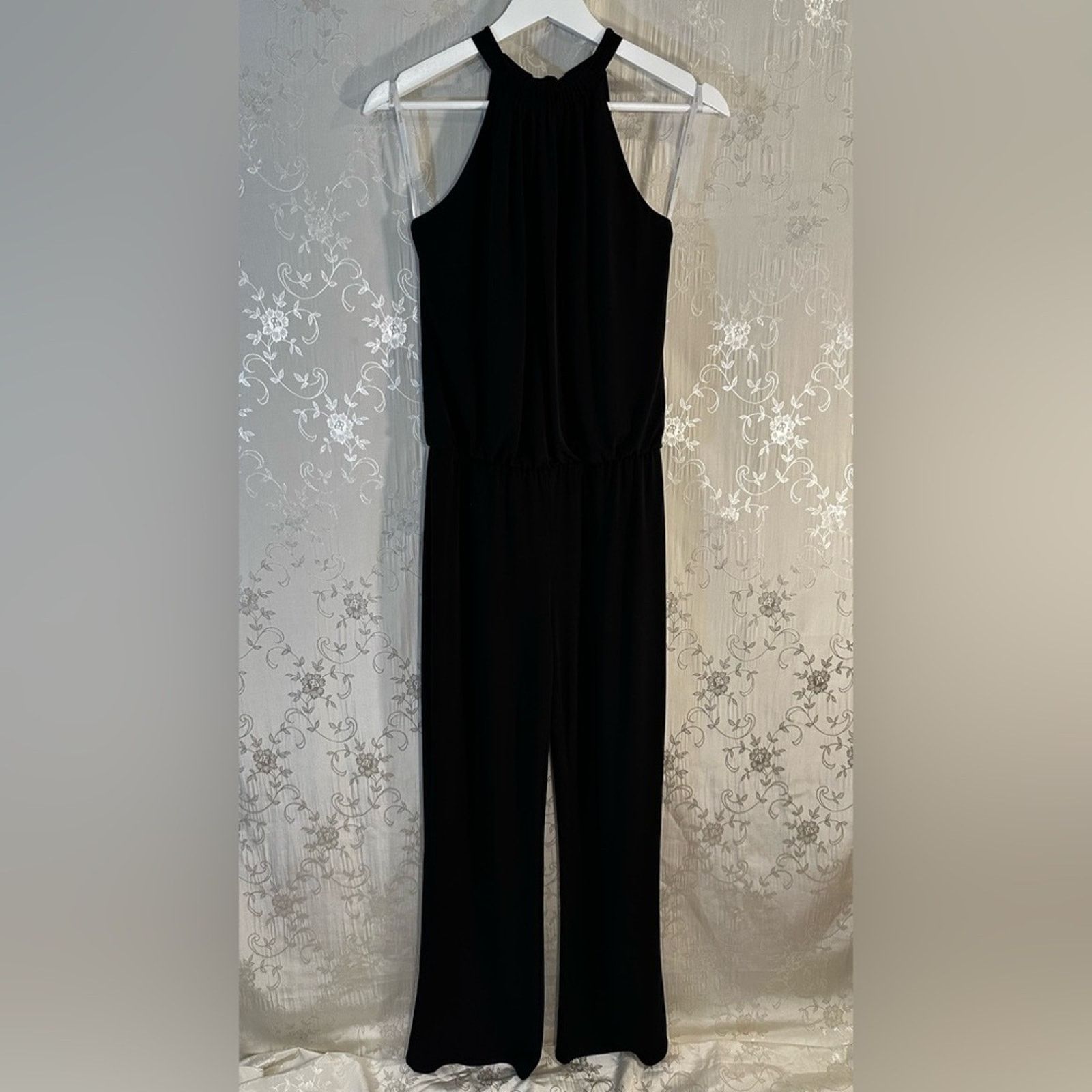 Laundry by Shelli Segal Laundry By Shelli Segal Black Halter Jumpsuit Size 2 Size 26" / US 2 / IT 38 - 4 Thumbnail