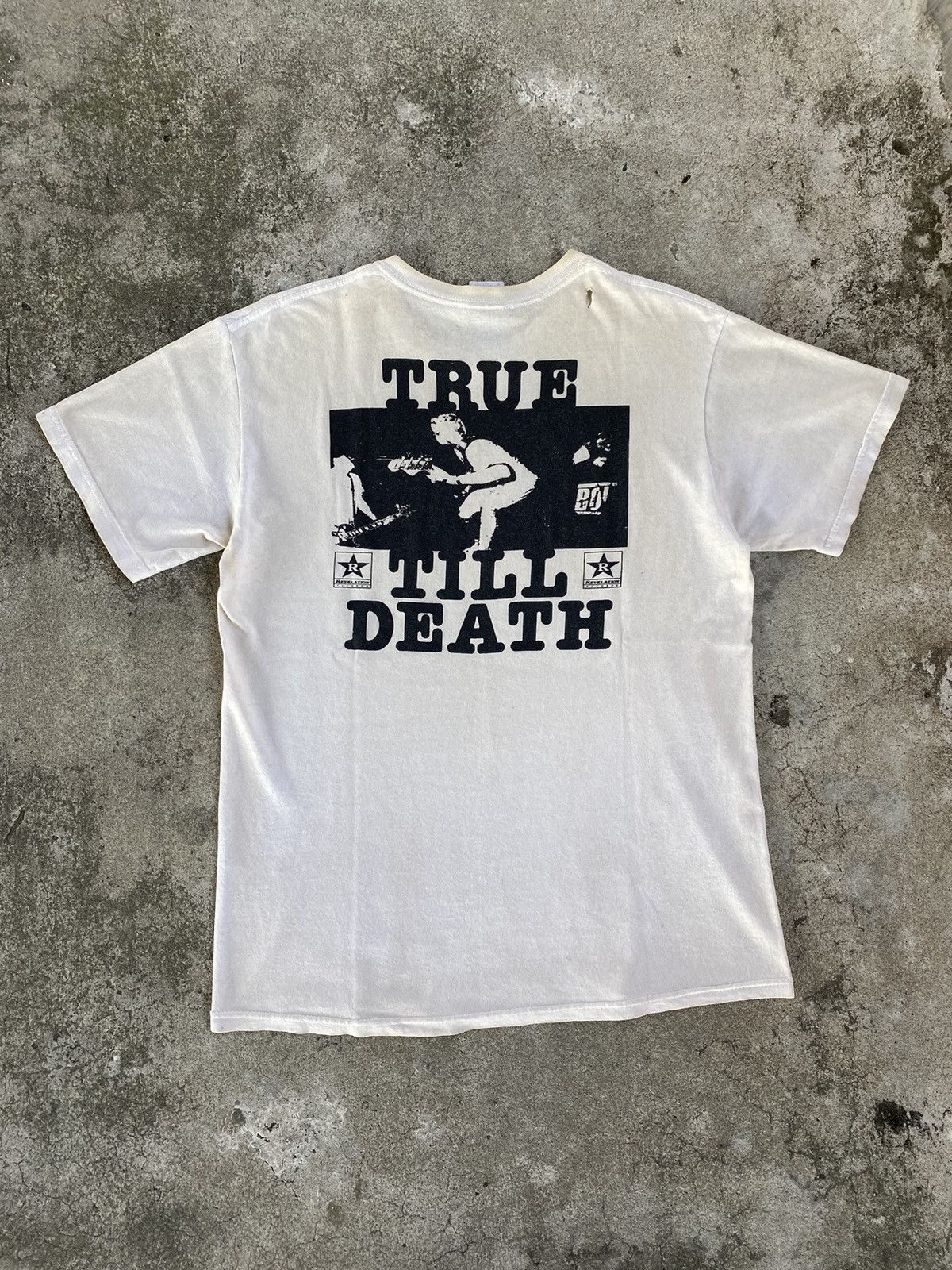 Band Tees Vintage Chain of strength true till death t-shirt Size US M / EU 48-50 / 2 - 3 Thumbnail