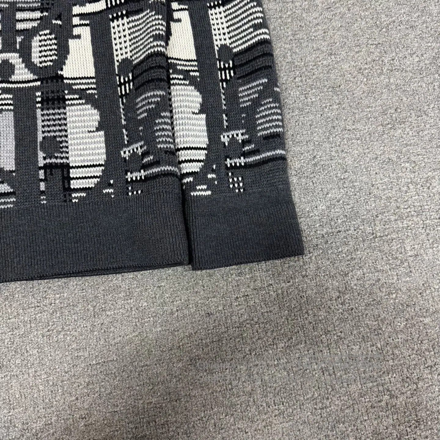 Dior Dior Old Age Geometry jacquard Knitted sweater| Size S / US 4 / IT 40 - 5 Thumbnail