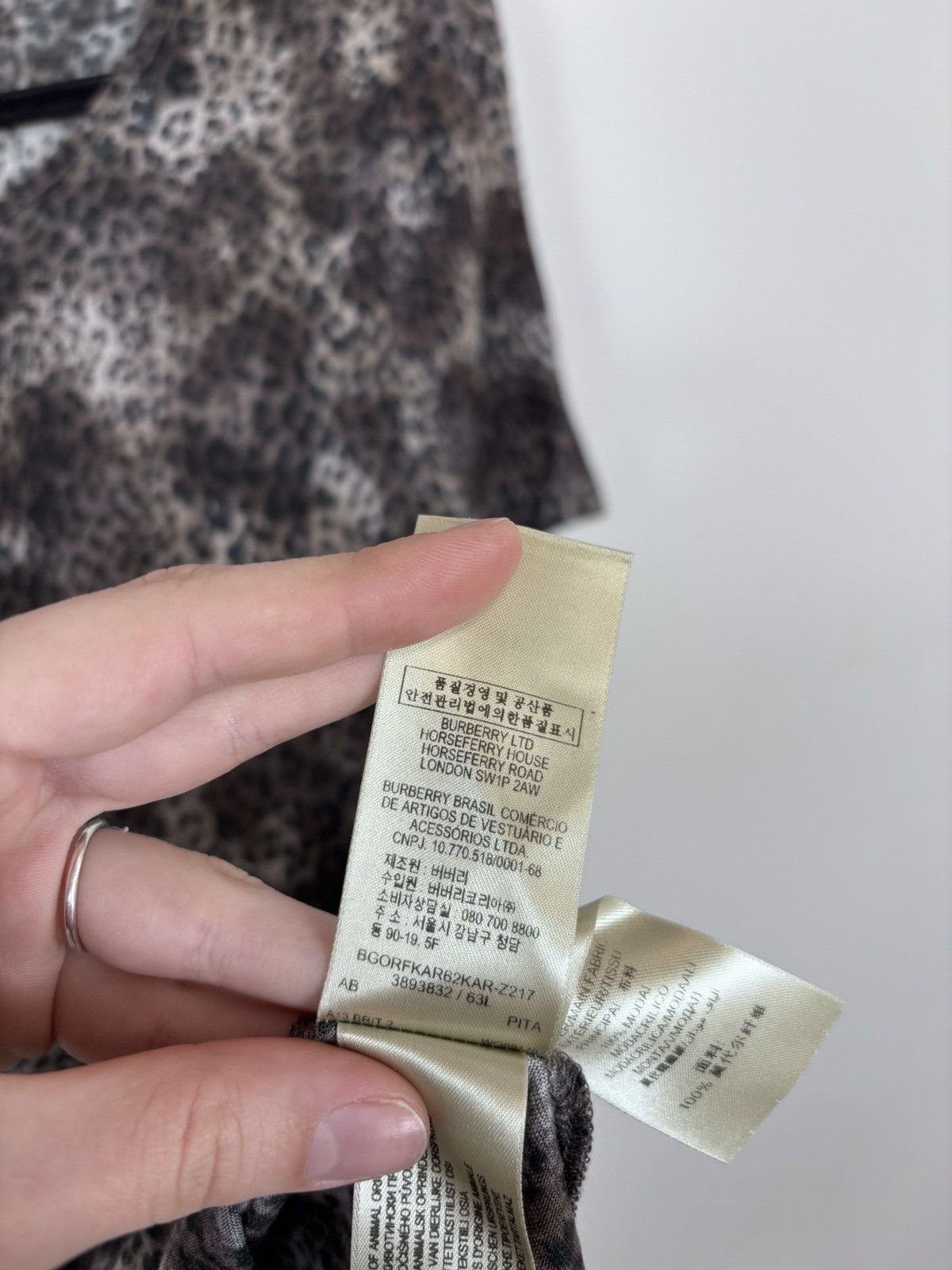 Burberry Burberry Brit Women’s Leopard Print Modal T-Shirt Blouse Top Size L / US 10 / IT 46 - 11 Thumbnail