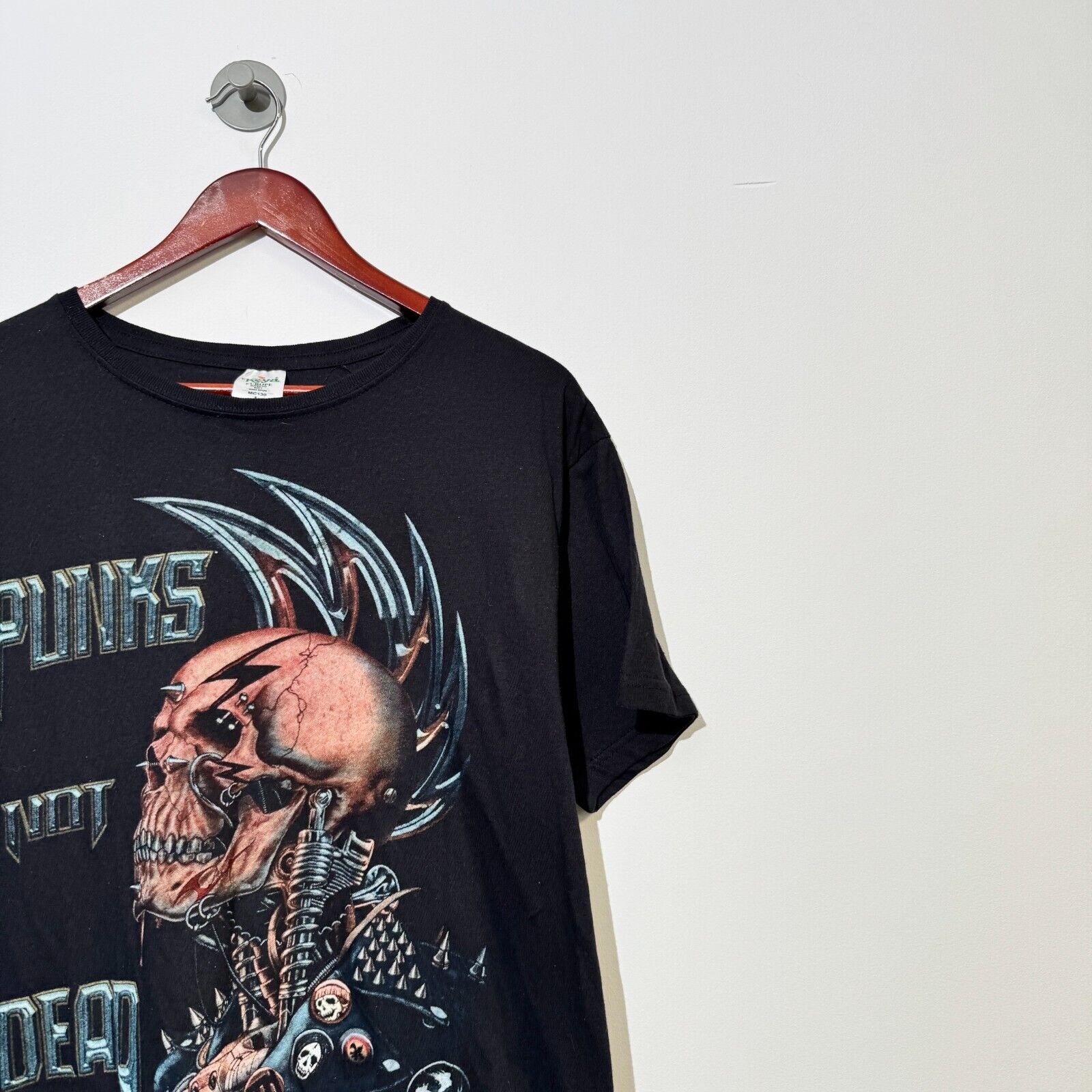 Vintage Vintage Unisex Black Cotton T-Shirt Size L Punks Not Dead Size US L / EU 52-54 / 3 - 2 Thumbnail