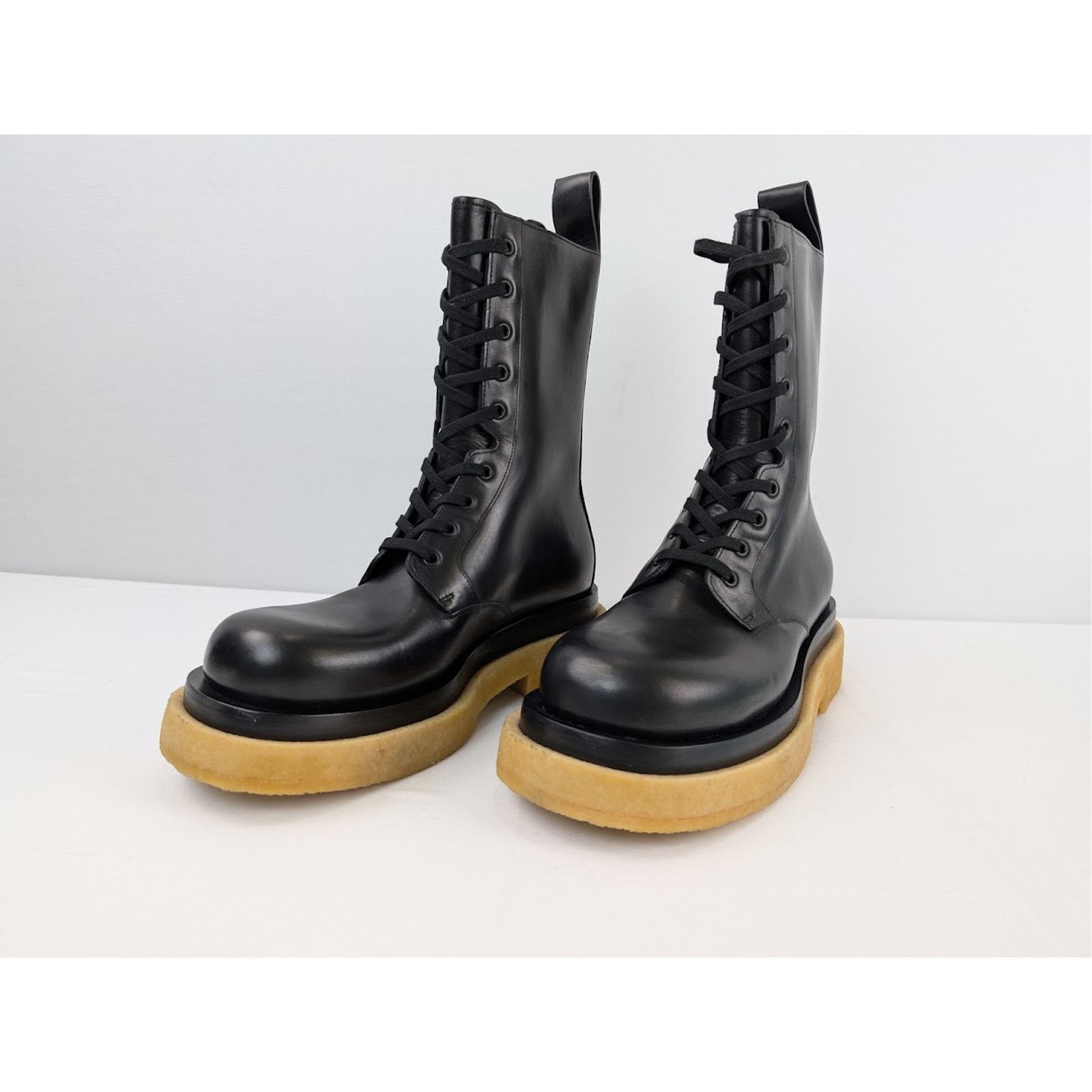 Bottega Veneta o1rshd1 Military Calf Lug Boots in Black Size US 7 / EU 40 - 7 Thumbnail