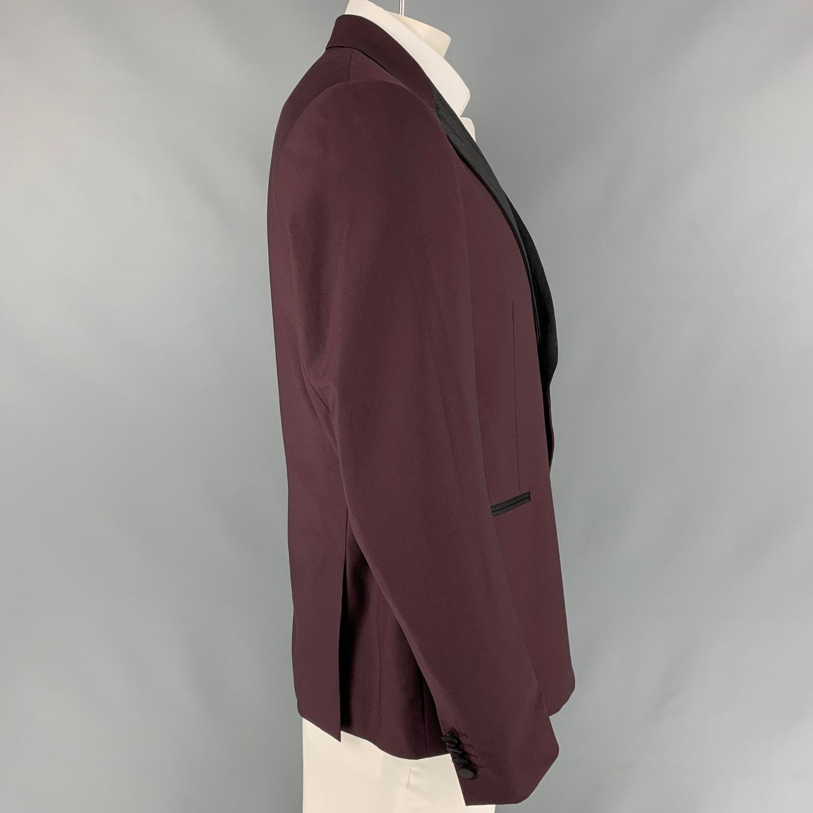 Paul Smith Size 46 Burgundy & Black Wool Peak Lapel Sport Coat Size 46R - 3 Thumbnail