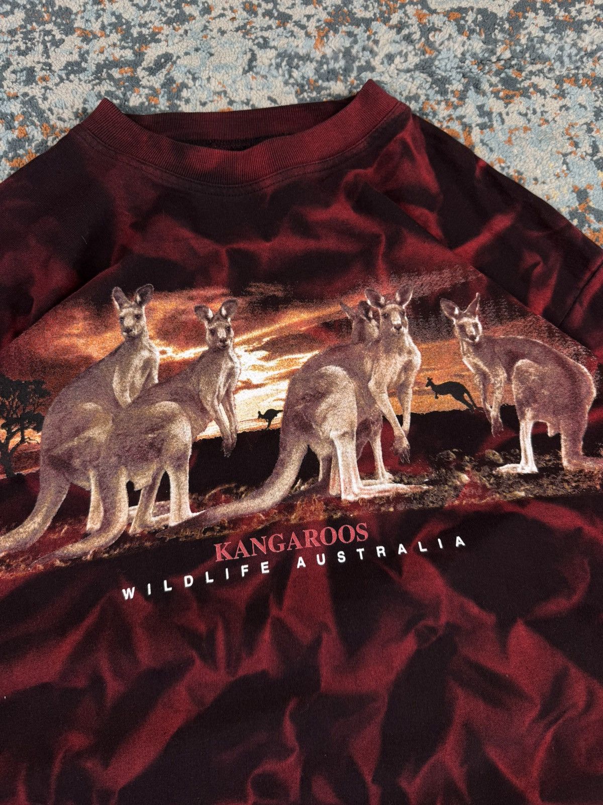 Vintage Vintage 90s Australia kangaroo animal graphic tee tie dye Size US L / EU 52-54 / 3 - 5 Thumbnail