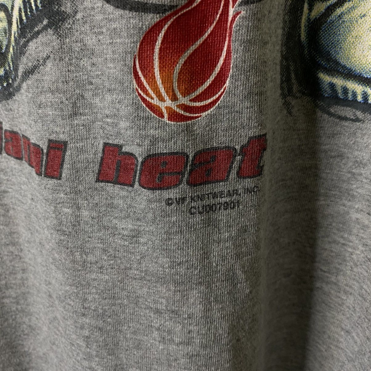 NBA Vintage 1990s Miami Heats NBA Caricature Graphic T Shirt Size US XXL / EU 58 / 5 - 3 Thumbnail