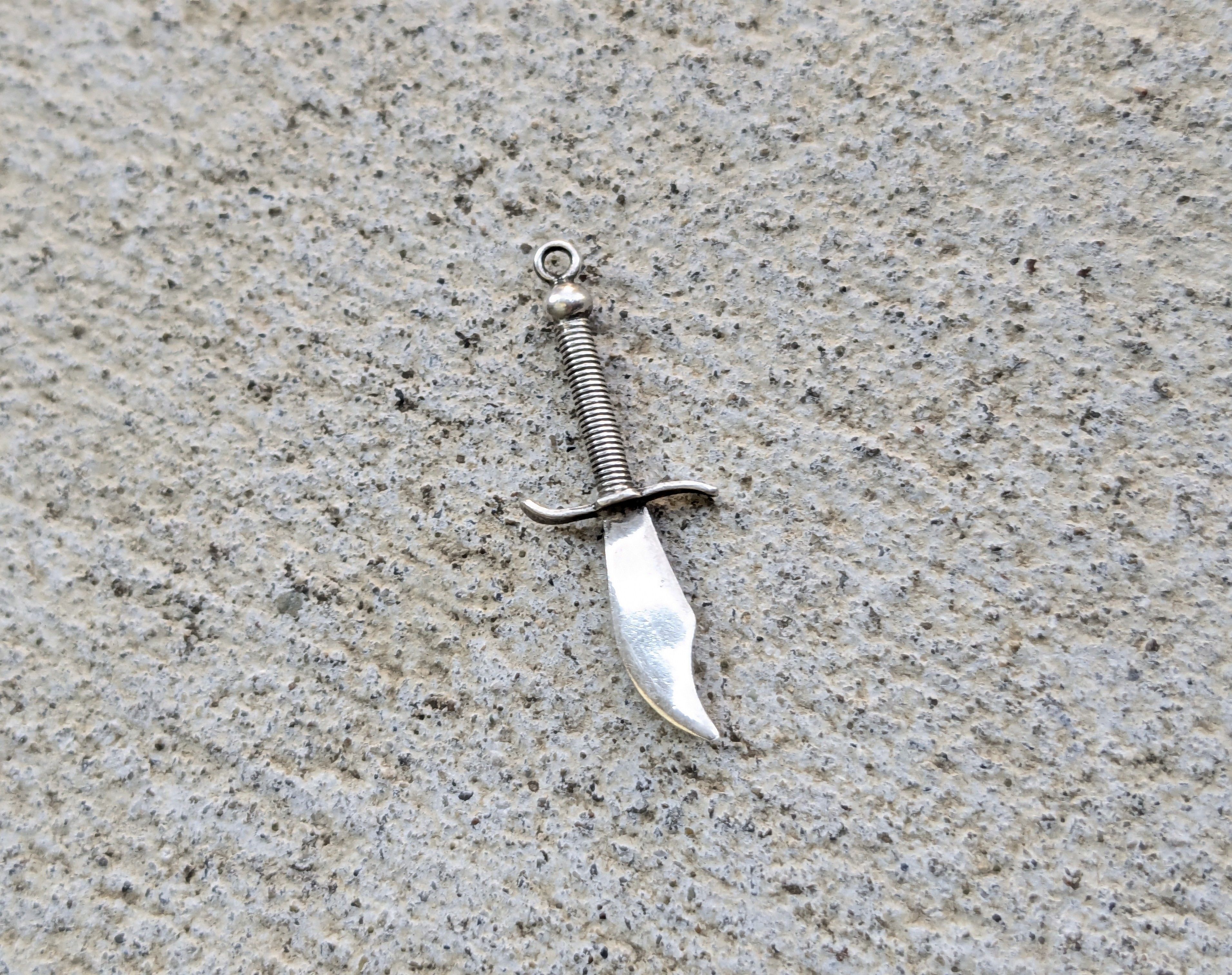 Jewelry Vintage Sterling Silver Dagger Knife Charm Pendant Size ONE SIZE - 1 Thumbnail