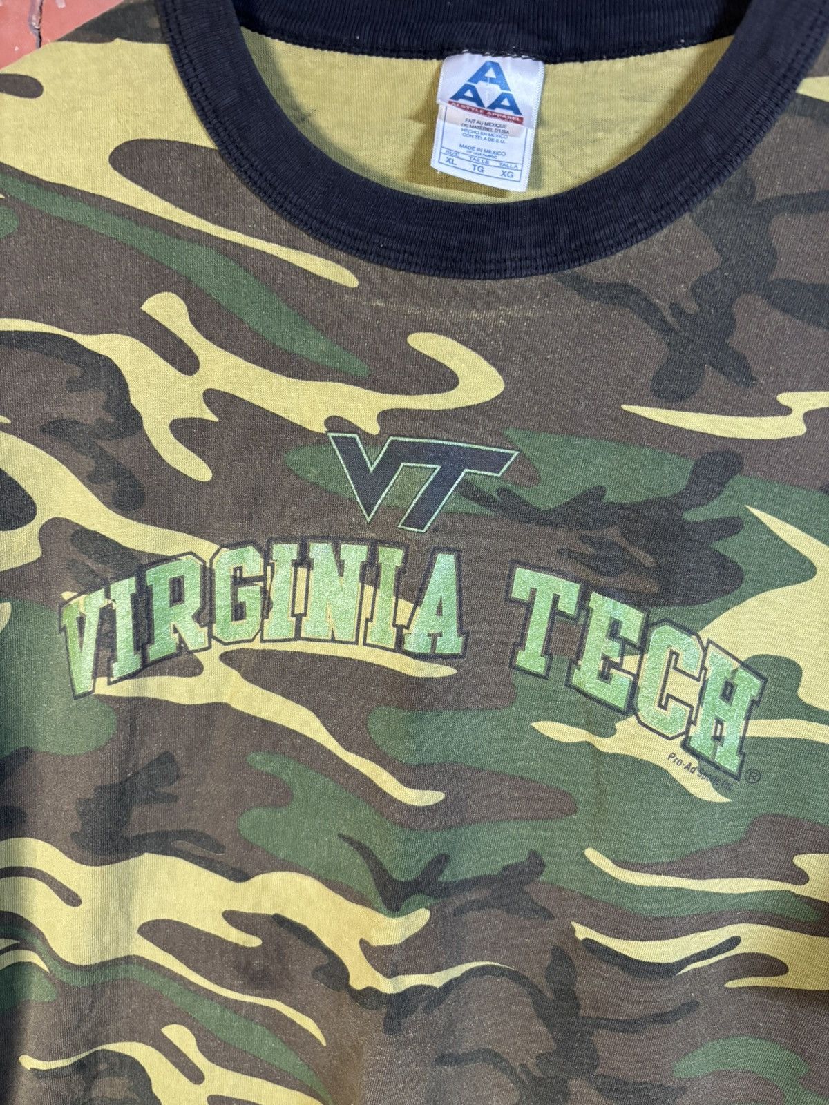 Alstyle Vintage Y2k Virginia Tech Hookies Shirt College NCAA Camo XL Size US XL / EU 56 / 4 - 2 Thumbnail