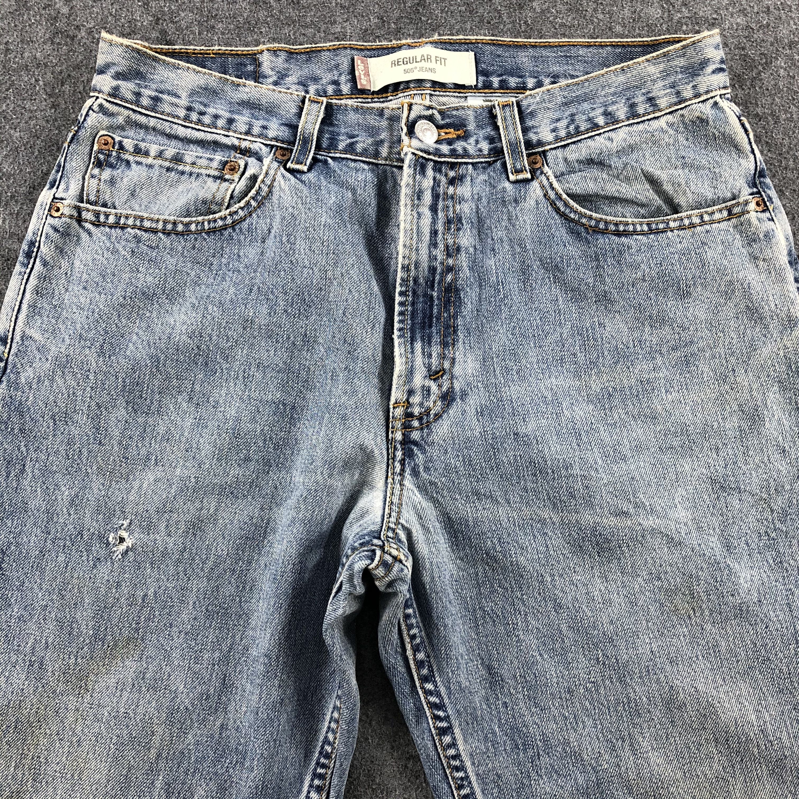 Levi's × Vintage Vintage Light Wash Levis 505 Jeans-JM1763 Size US 32 / EU 48 - 3 Thumbnail