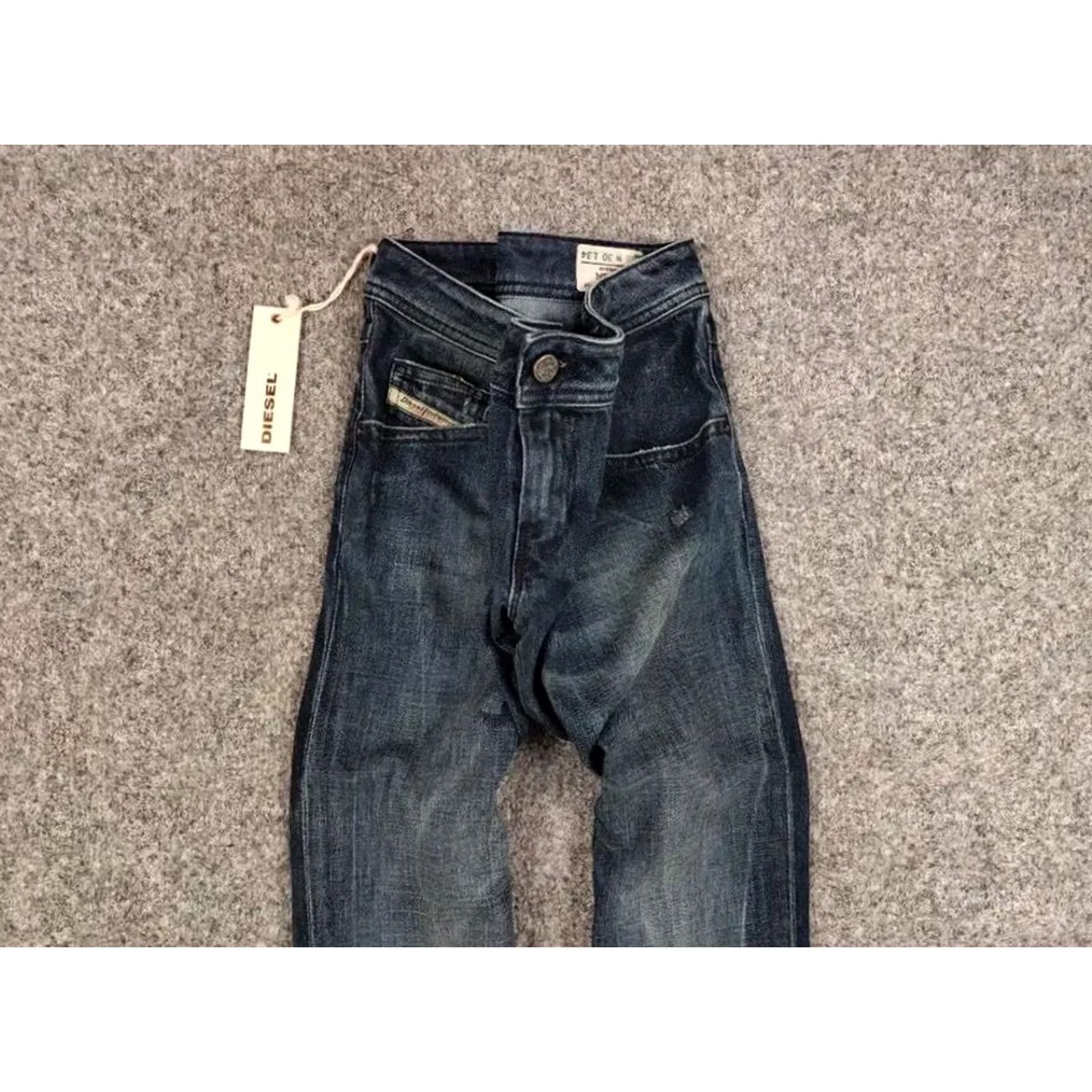 Diesel VINTAGE Diesel News Distressed Denim Jeans Men 5-Pocket Blue Cotton Jeans 30 Regular Fit Size US 30 / EU 46 - 3 Thumbnail