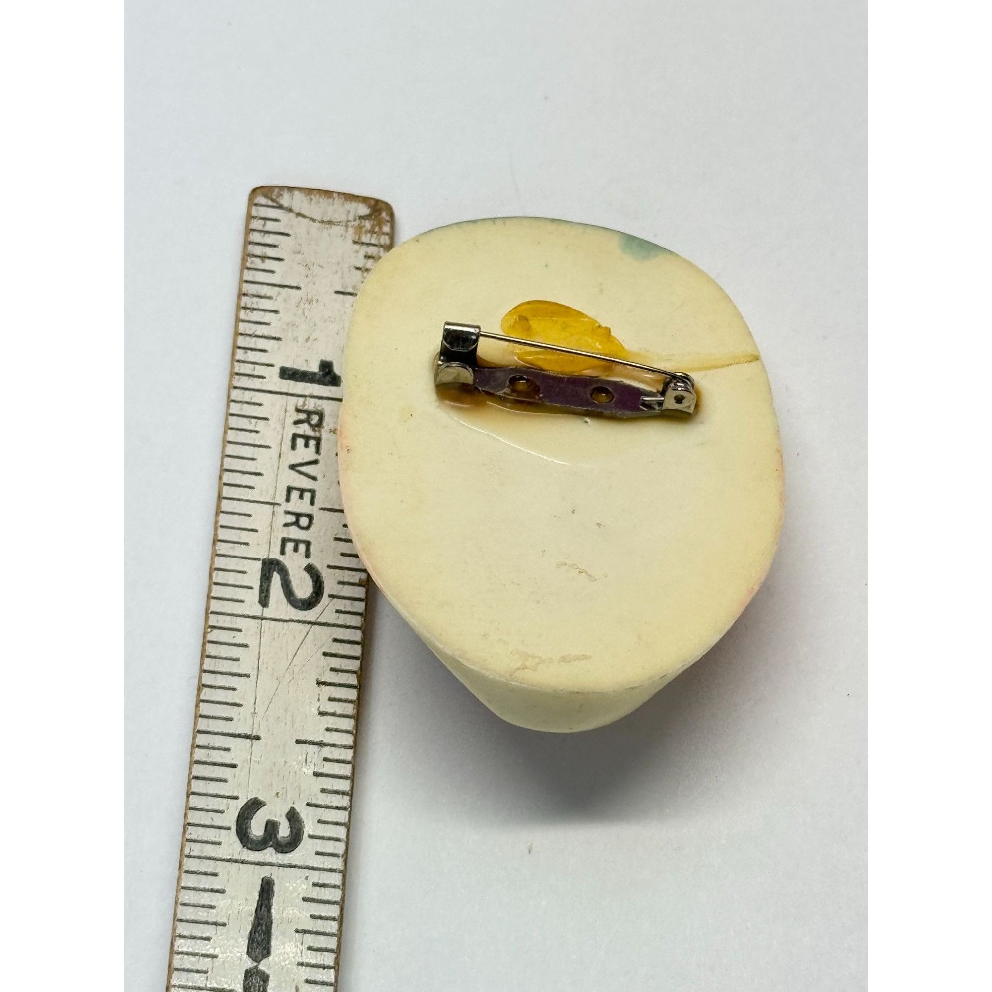 Vintage Vintage Lucite plastic painted clown brooch pin Size ONE SIZE - 4 Thumbnail